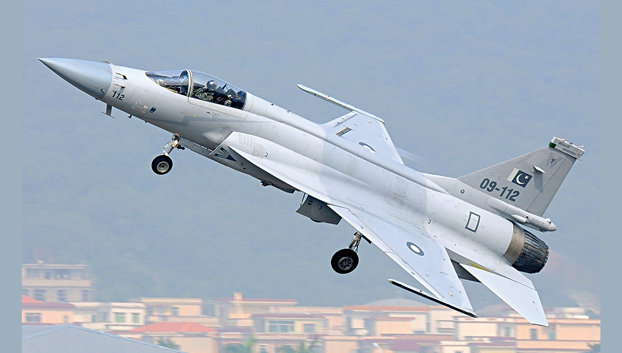 Pakistan, Saudi in talks on JF-17 jets-for-loans deal