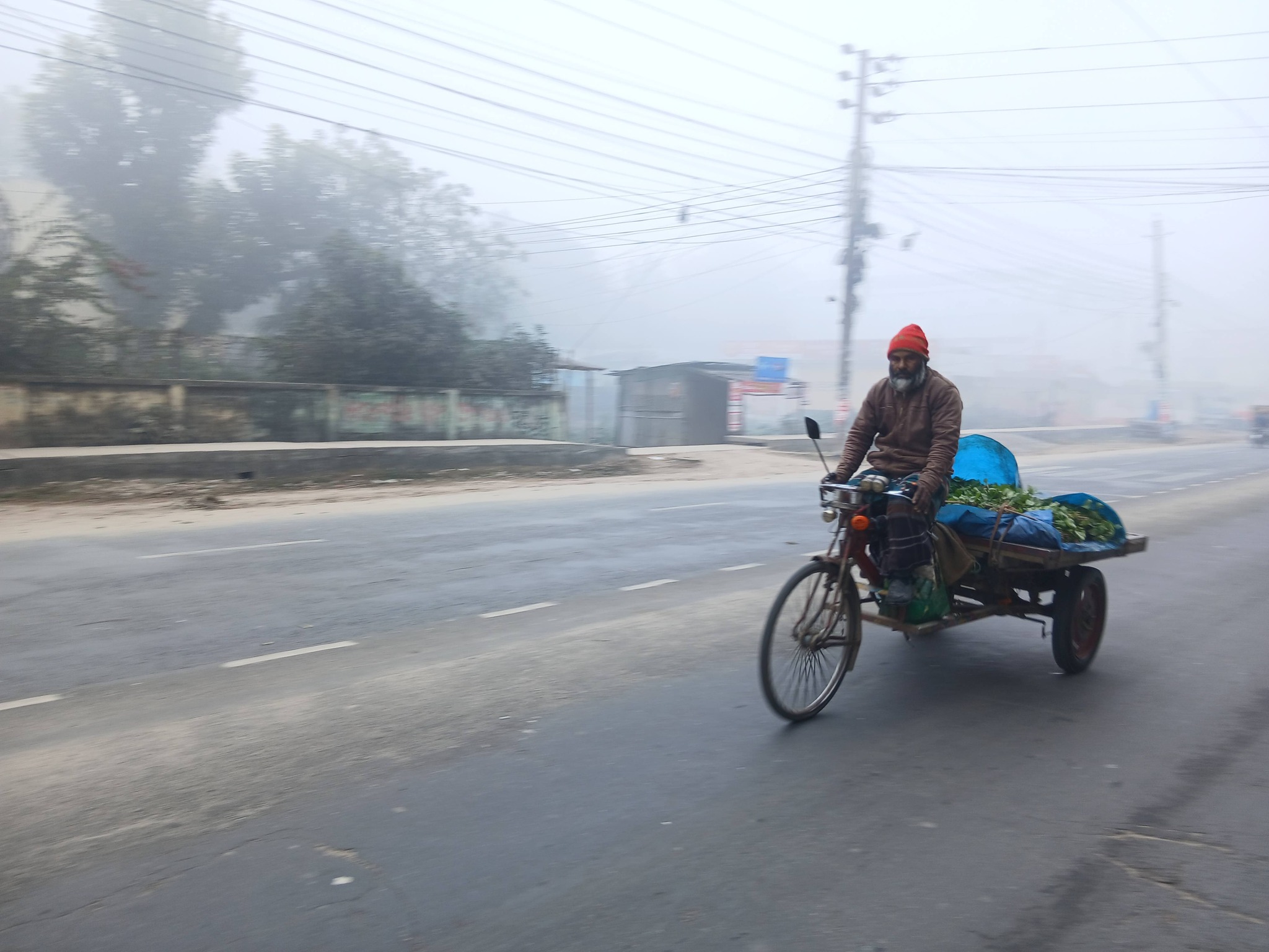 Cold grips country, disrupts life in north