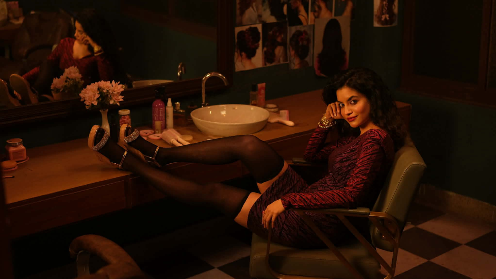 Tushi elevates the pressure