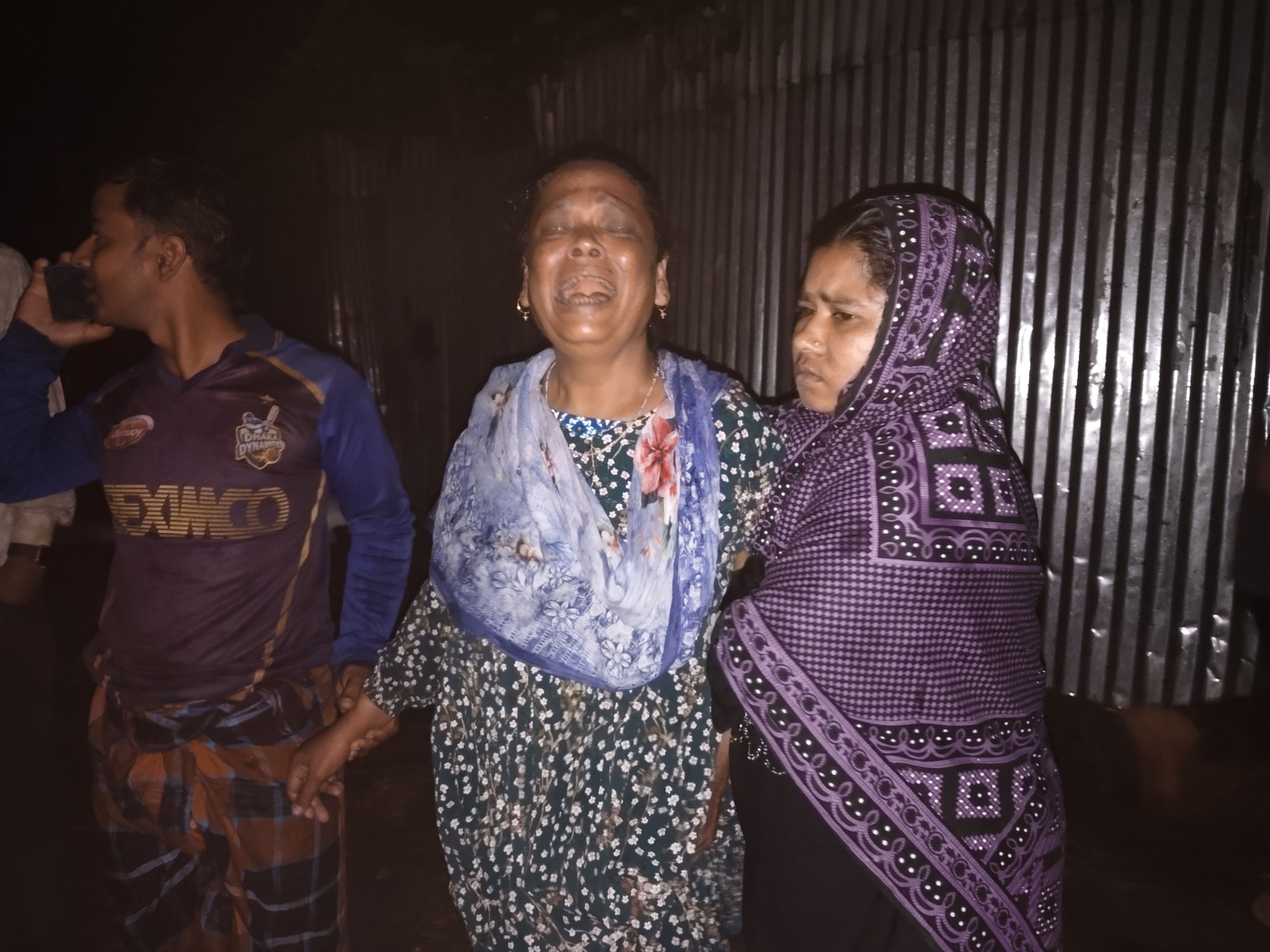 'My daughter drowned while she was on the phone with me!'