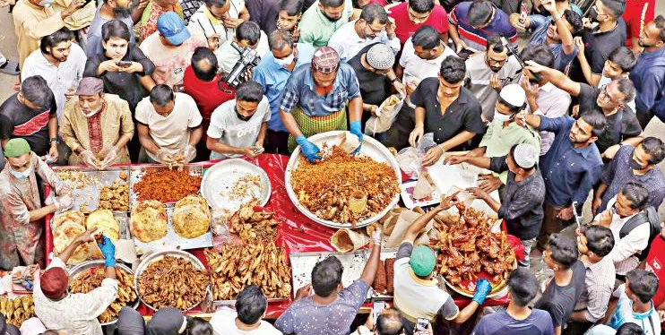 The democracy of iftar’s aroma