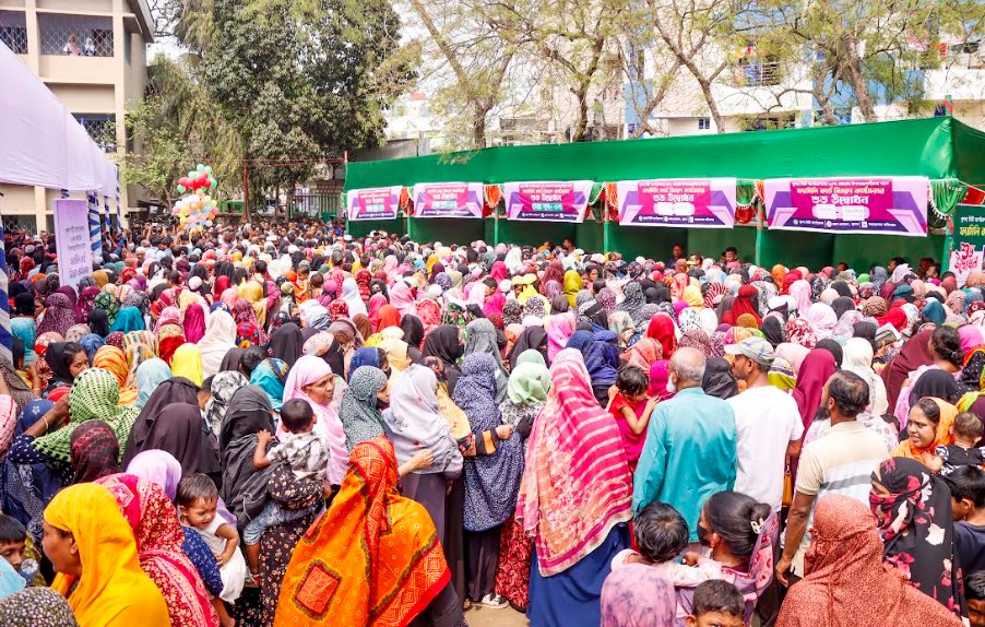 Women receive relief as govt launches ‘Family Card’ allowance