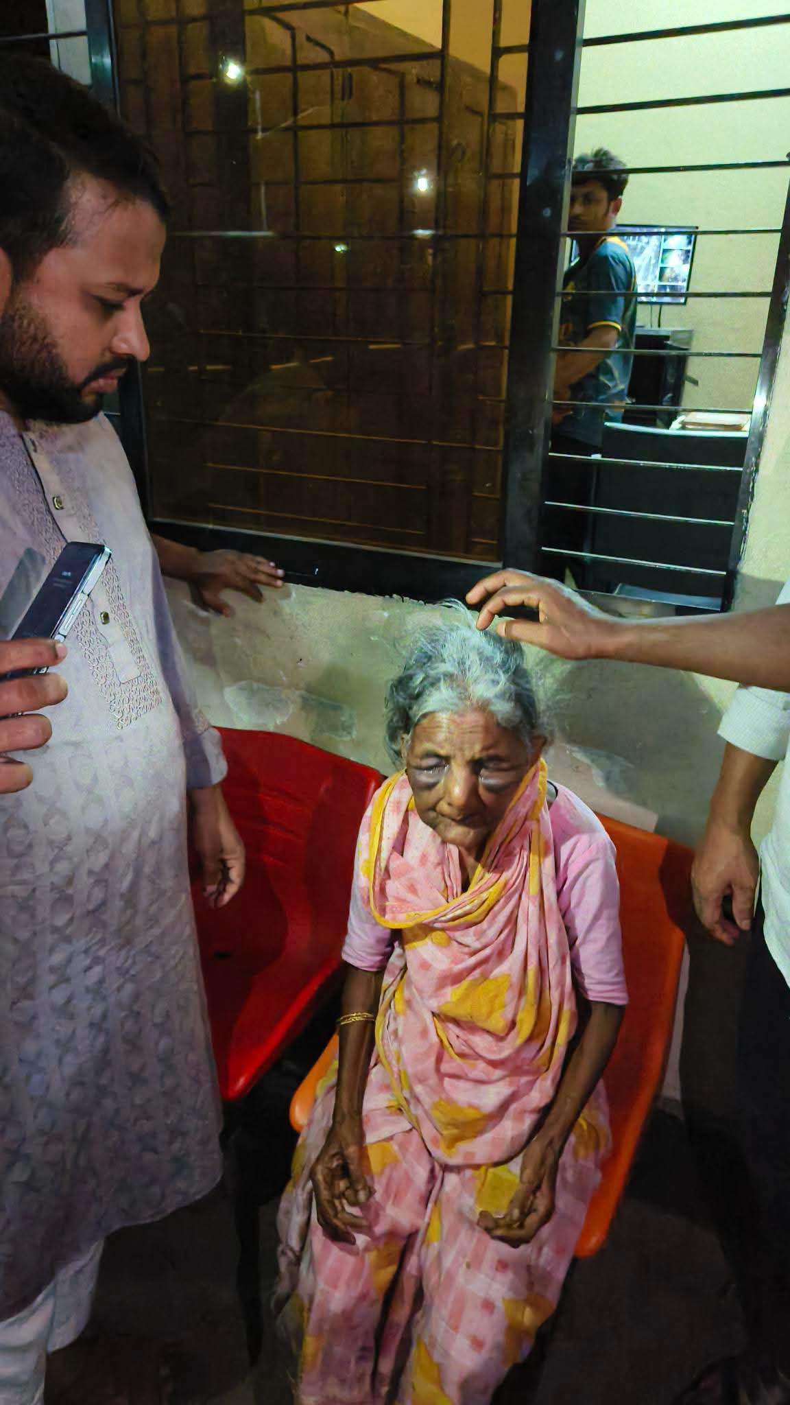 Elderly railway cleaner dies after ‘assault and robbery’ in Narsingdi