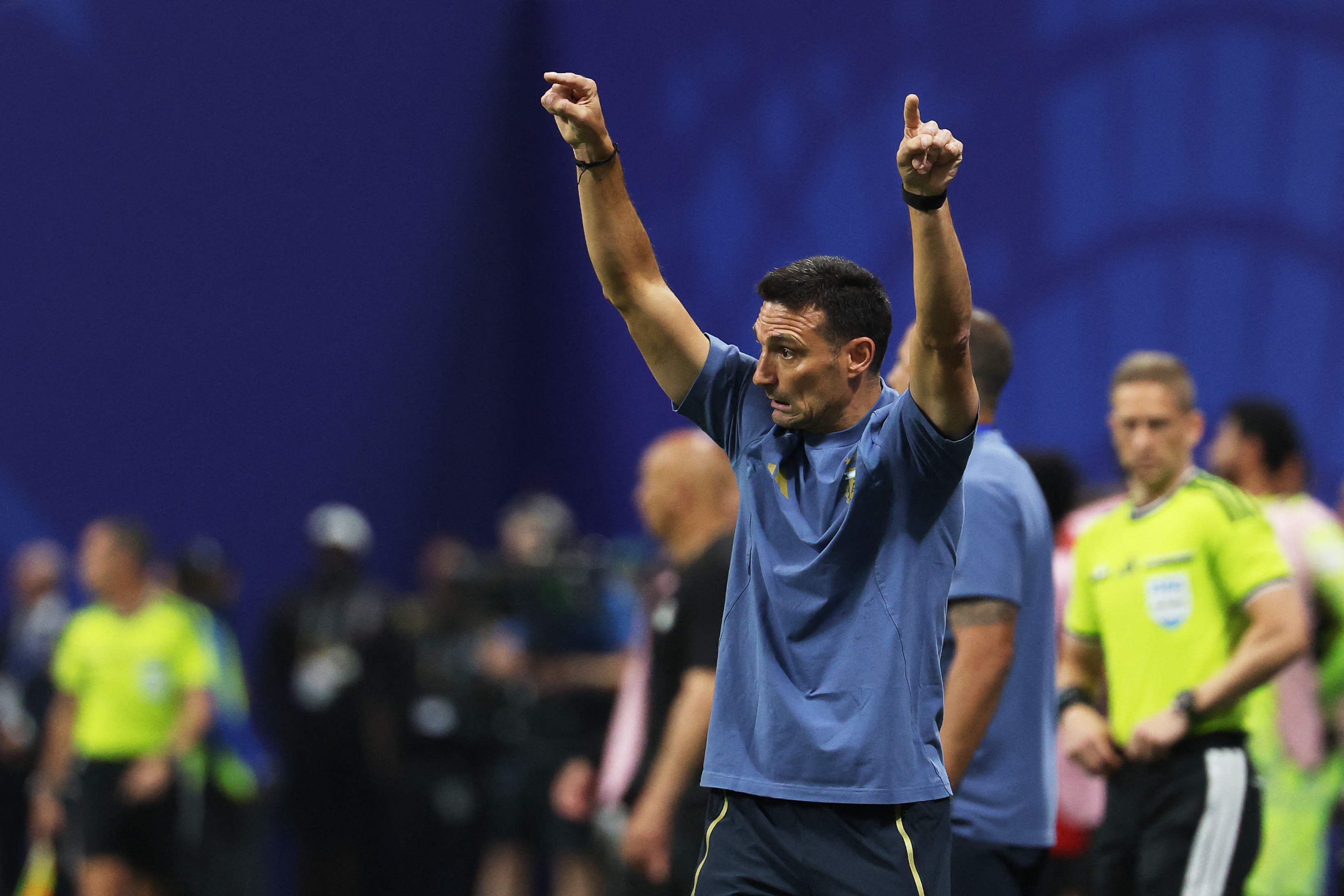 'I'm really emotional': Scaloni left speechless after Argentina's epic fightback