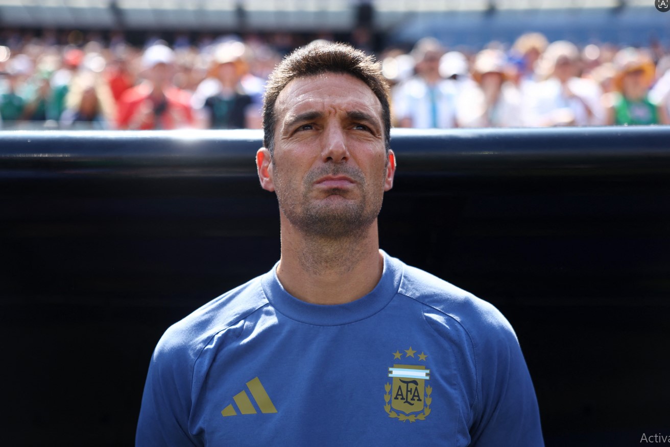 'I'm sorry I couldn't bring you another Cup': Scaloni pens emotional message