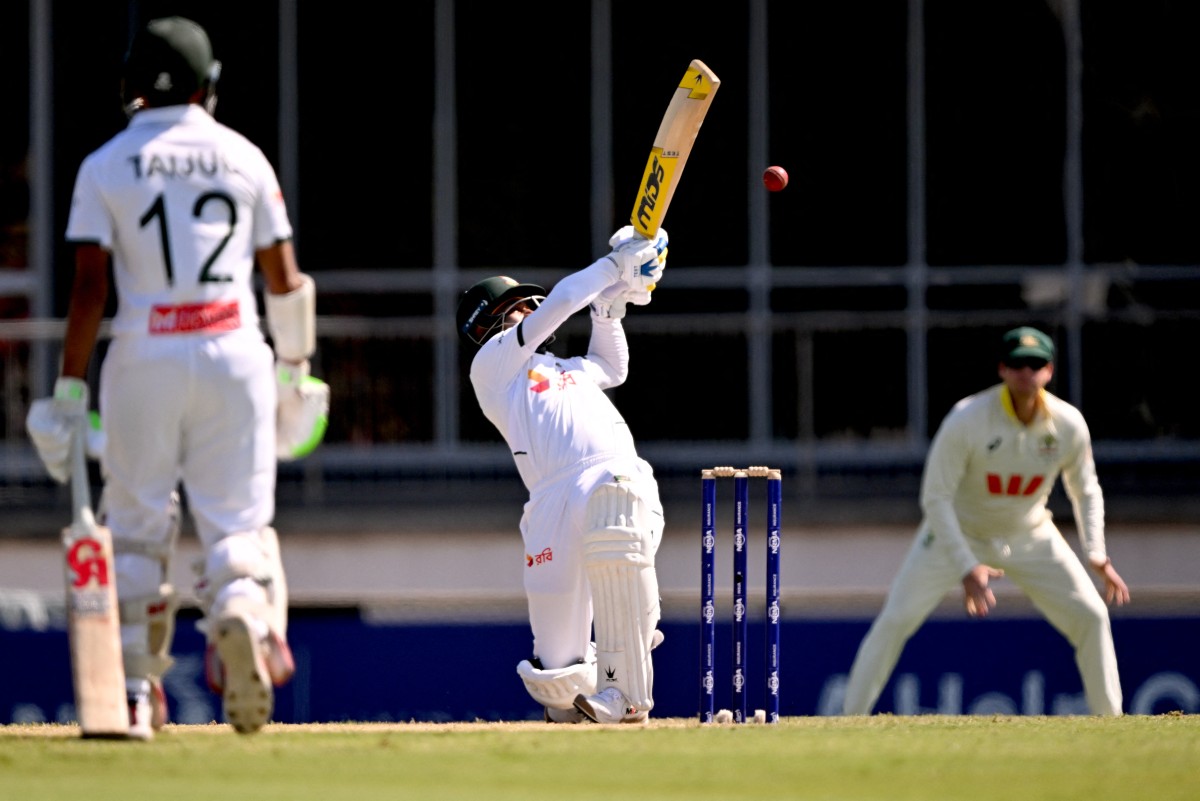 History within reach in Darwin as Bangladesh corner Australia