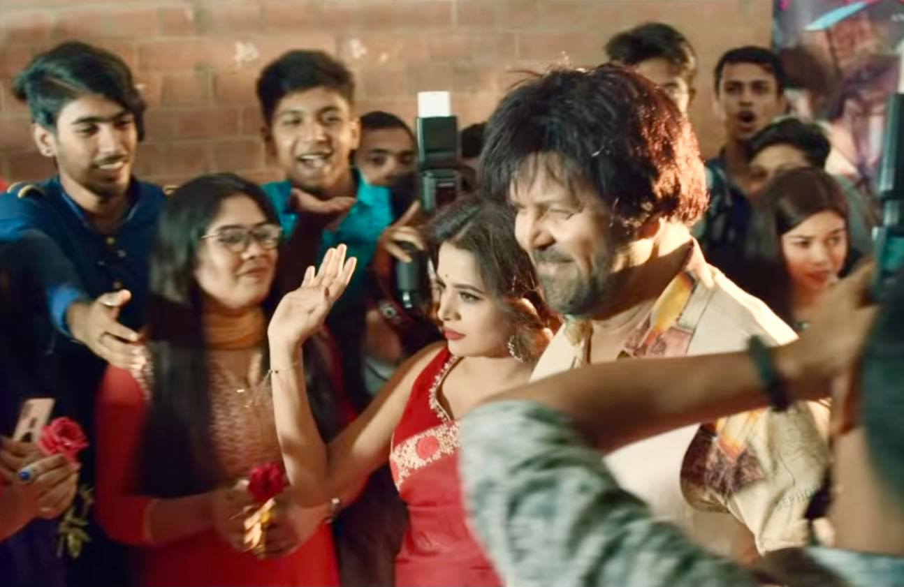 Bangladesh Film Censor Board bans Anonno Mamun's film ‘Makeup’