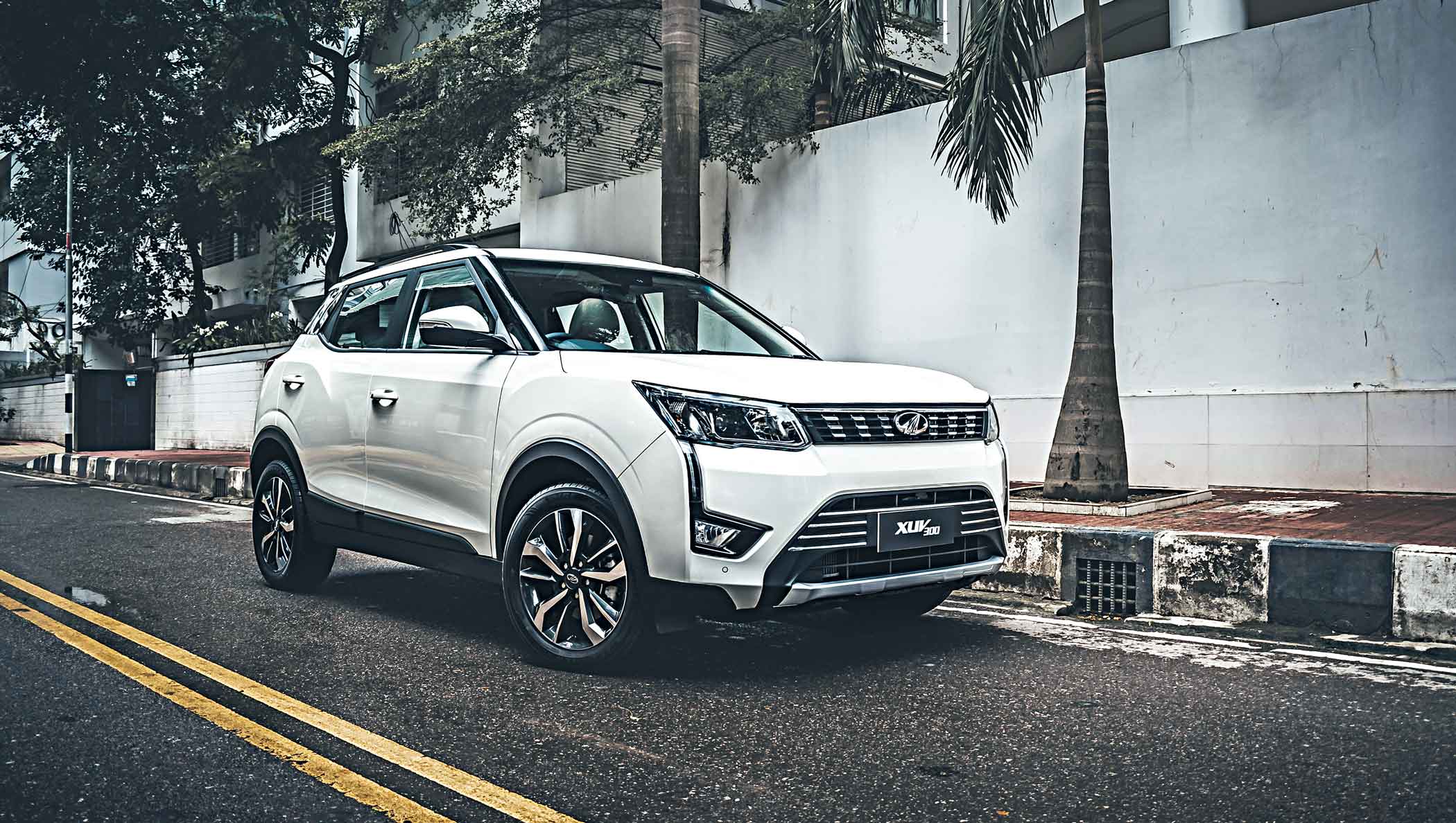 2021 Mahindra XUV 300 W8: All options included