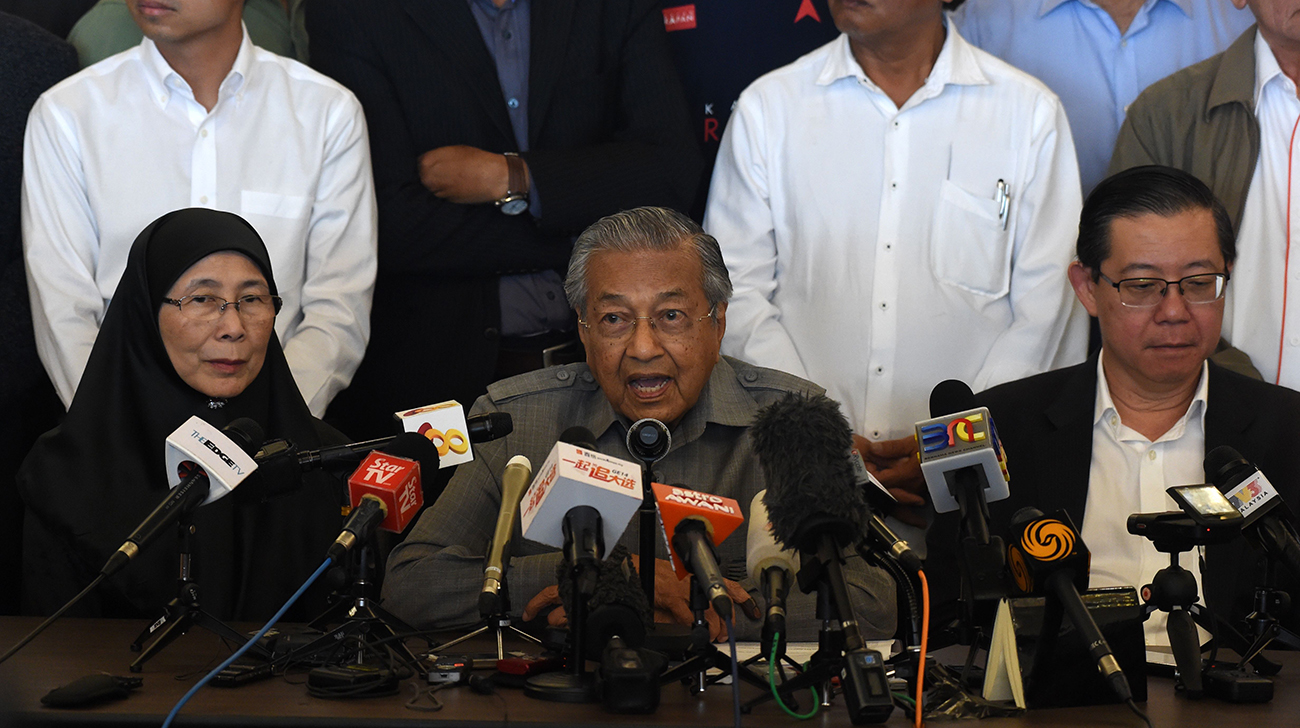 Malaysia's Mahathir meets with king after stunning election win