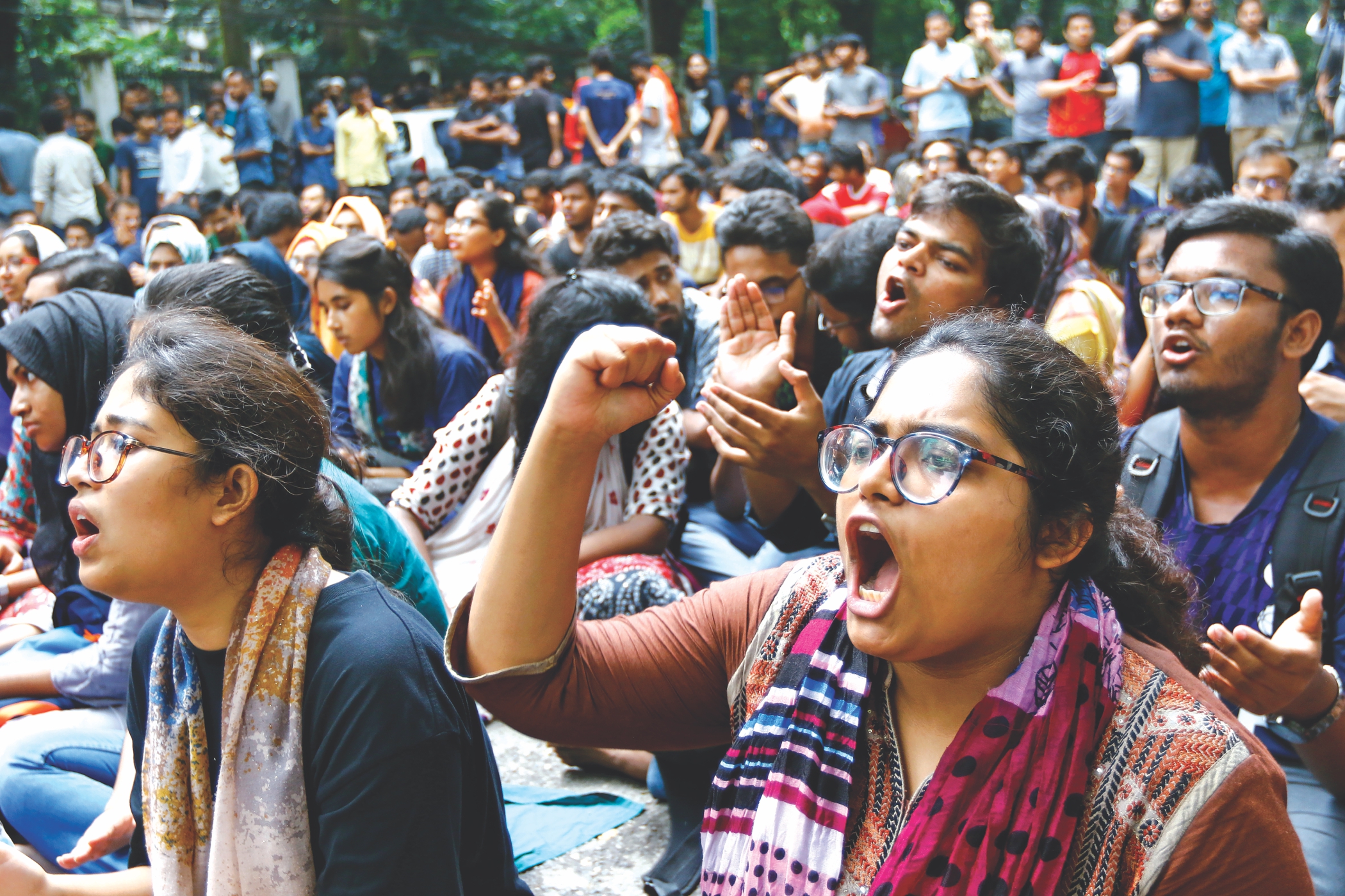 Buet protesters won’t budge