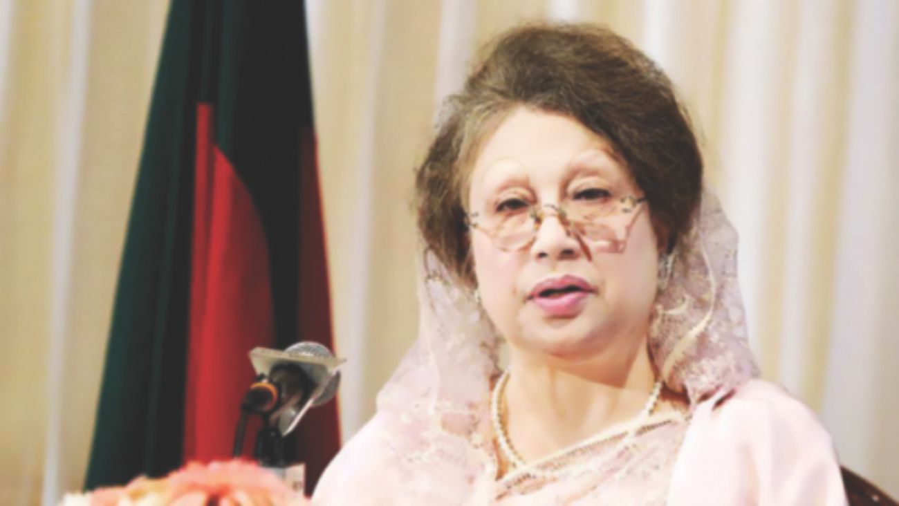 Arrest order issued against Khaleda for arson attack