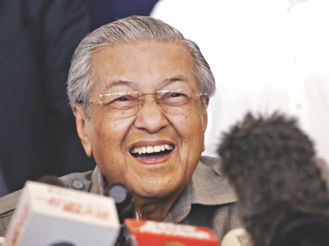 Mahathir sworn in as PM