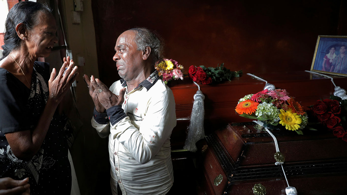 Sri Lanka’s day of mourning begins as death toll rises to 321