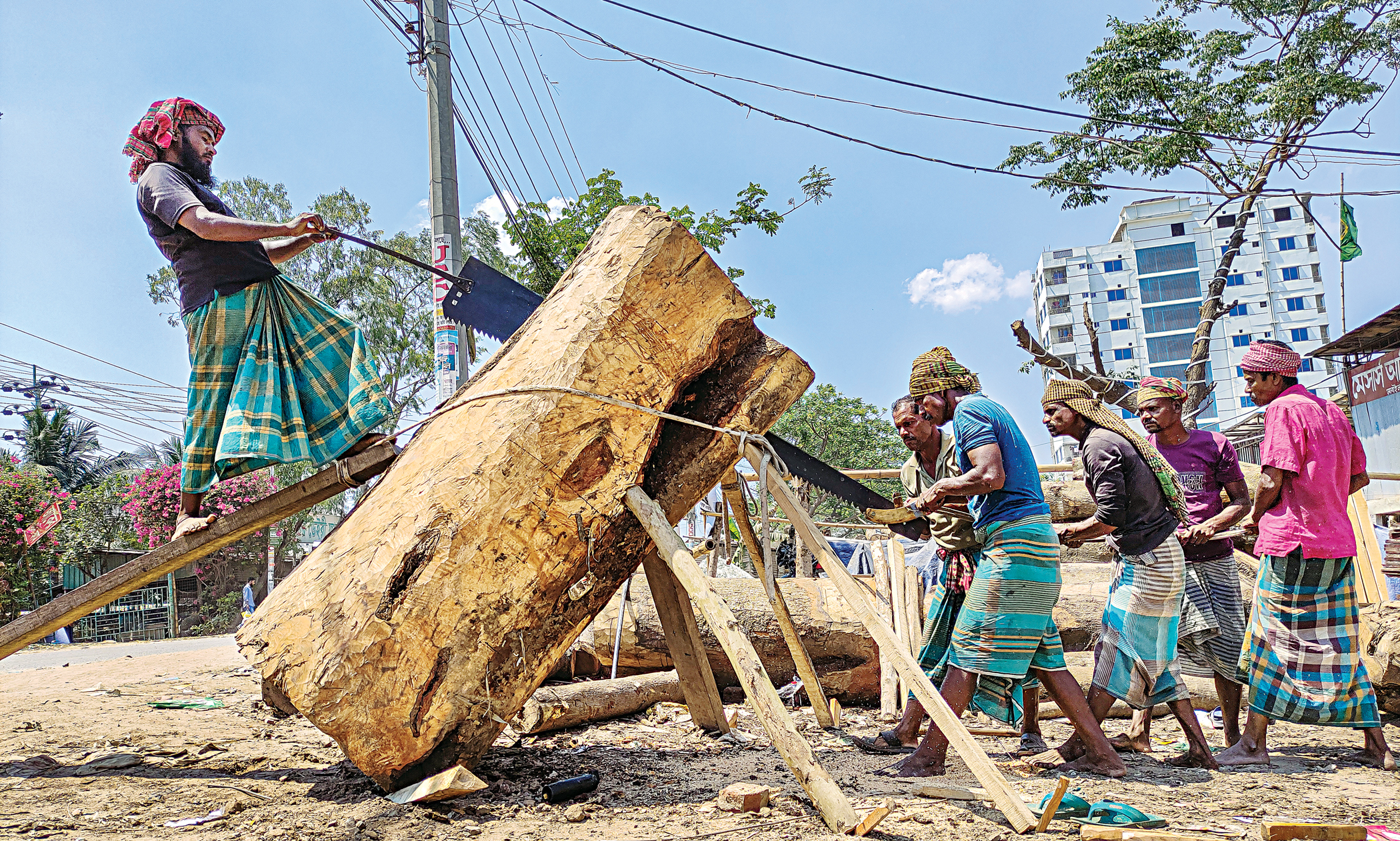 May Day: Even minimum wage eludes the workers