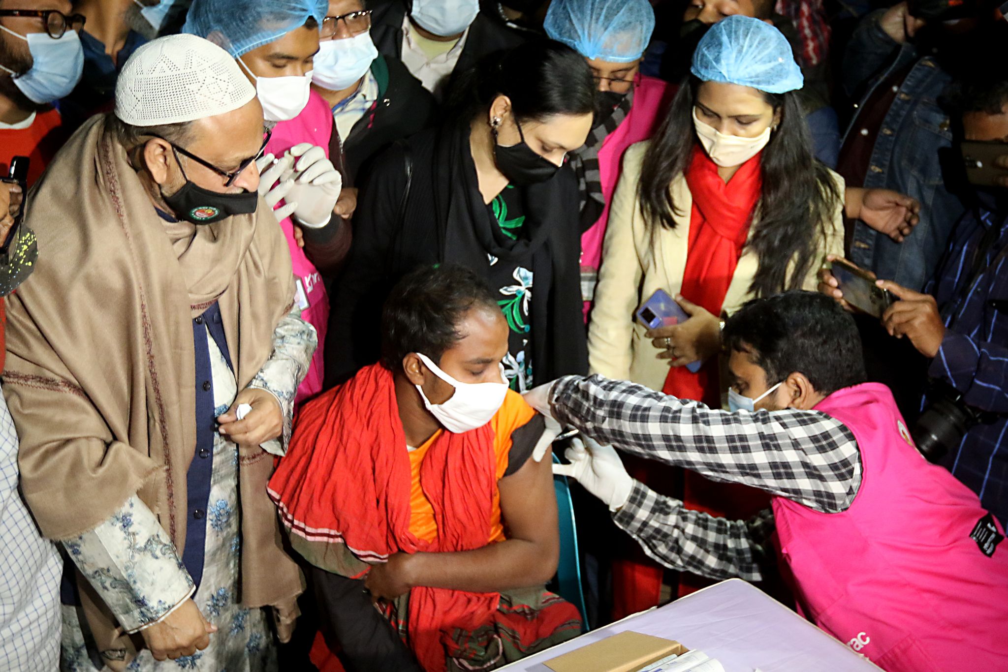 Special drive to vaccinate 1 crore people with first dose on Feb 26