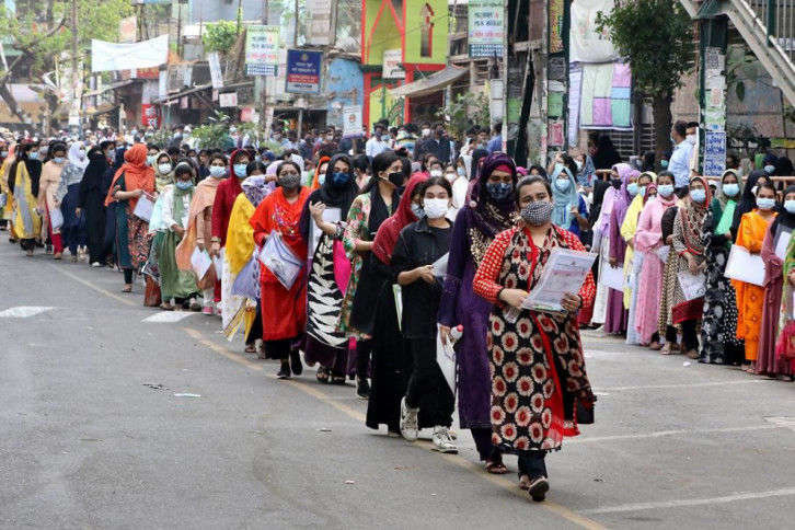 79,337 pass MBBS entry exam