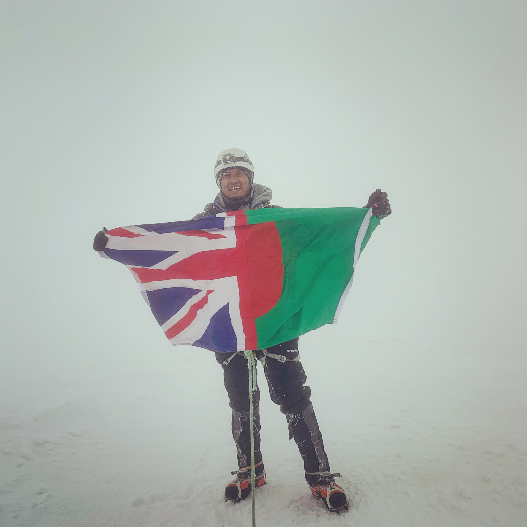 Akke Rahman first British Bangladeshi and Muslim to climb Mount Everest while fasting