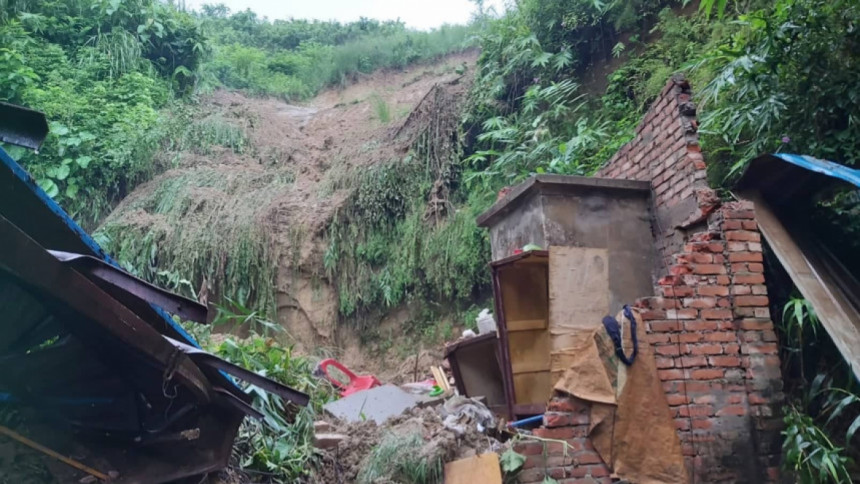 Mother sacrifices life, saves twin infants from landslide in Ctg