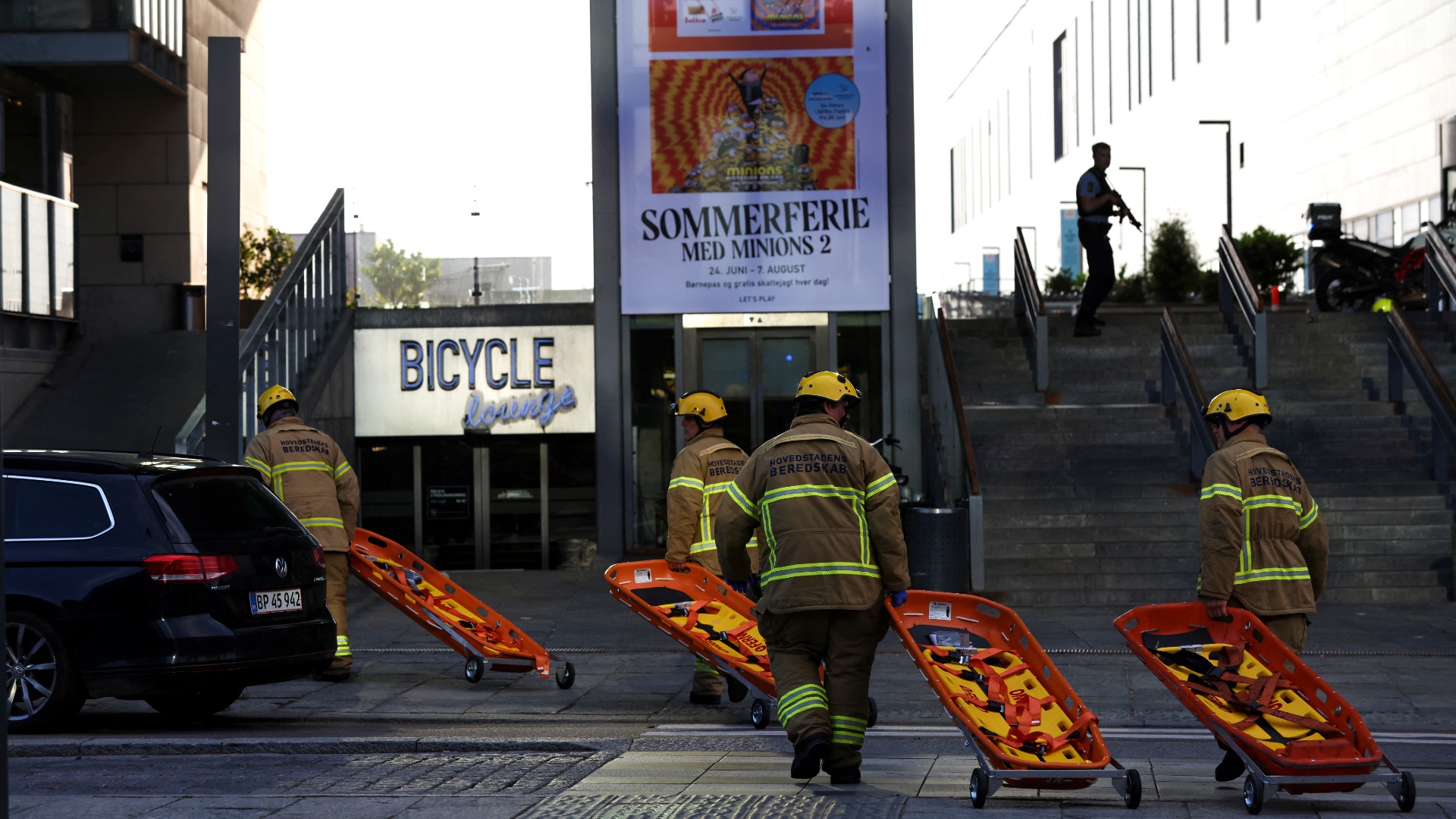 3 killed in Copenhagen mall shooting