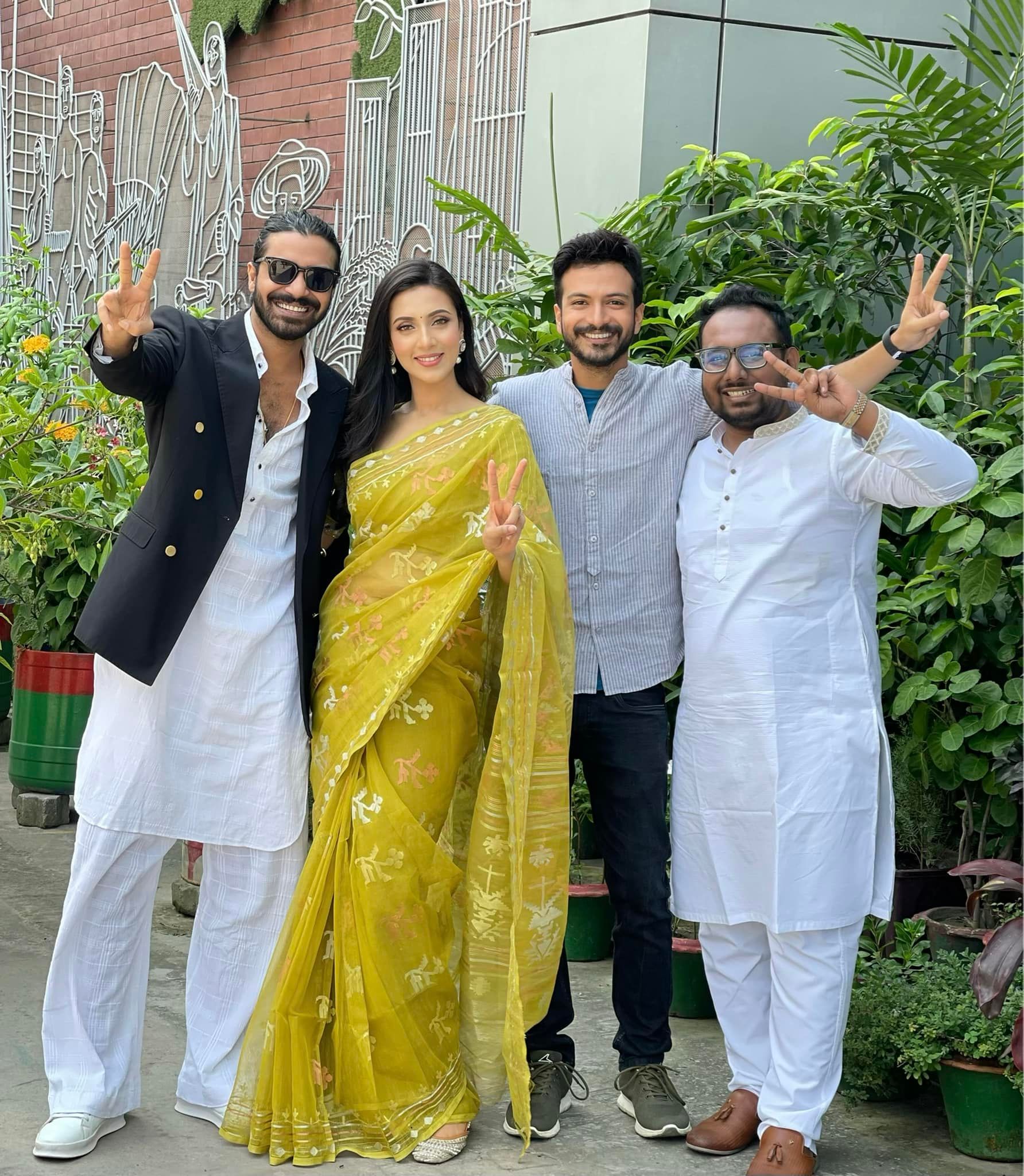 ‘Poran’ to air in 60 halls from fourth week