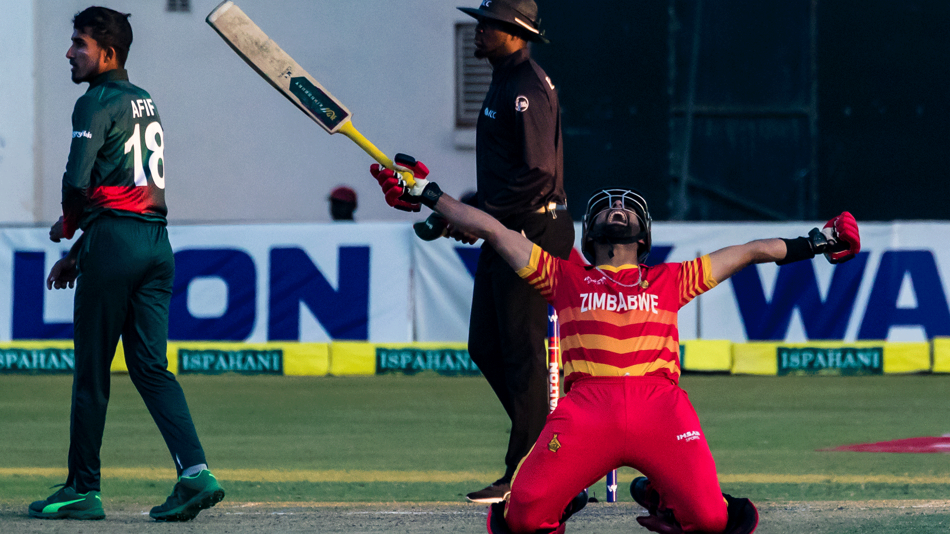 'The four hundreds made the difference in the series'