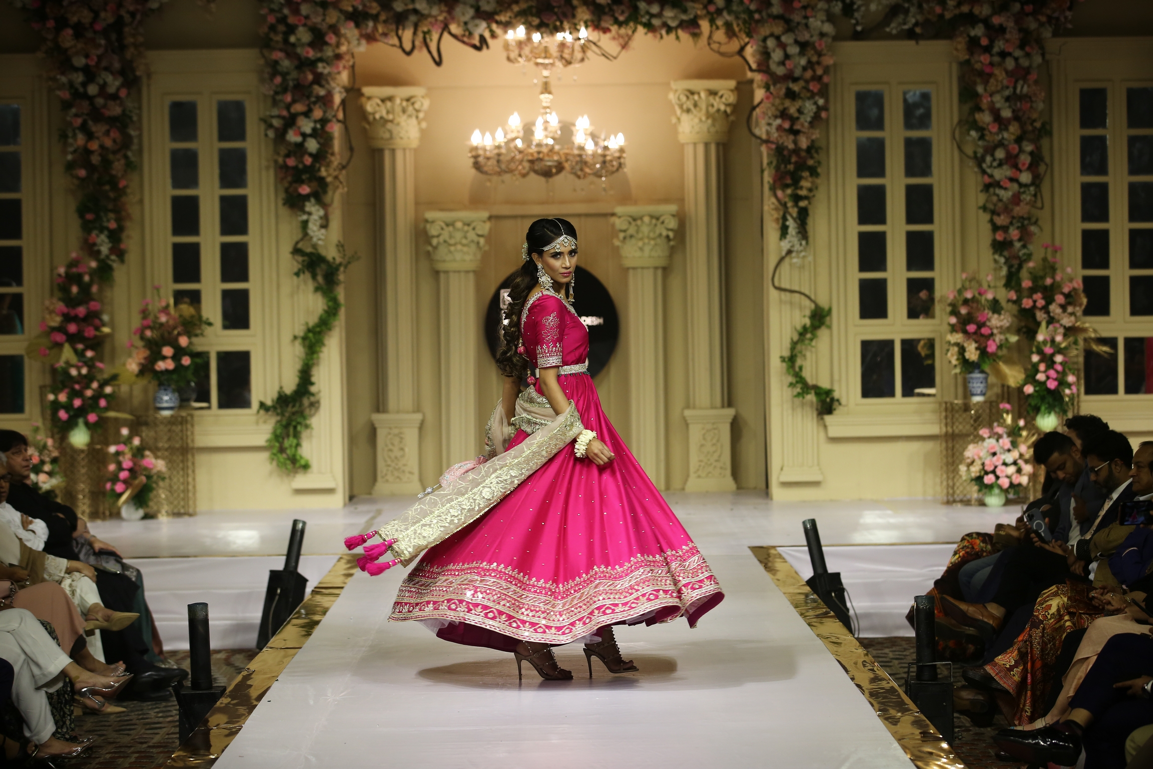 Bangladesh Wedding Couture Week 2022 (BWCW) highlights high-end wedding wear And local wedding services