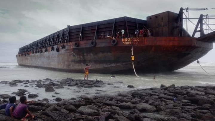 Abandoned vessel washes ashore at St Martin’s Island