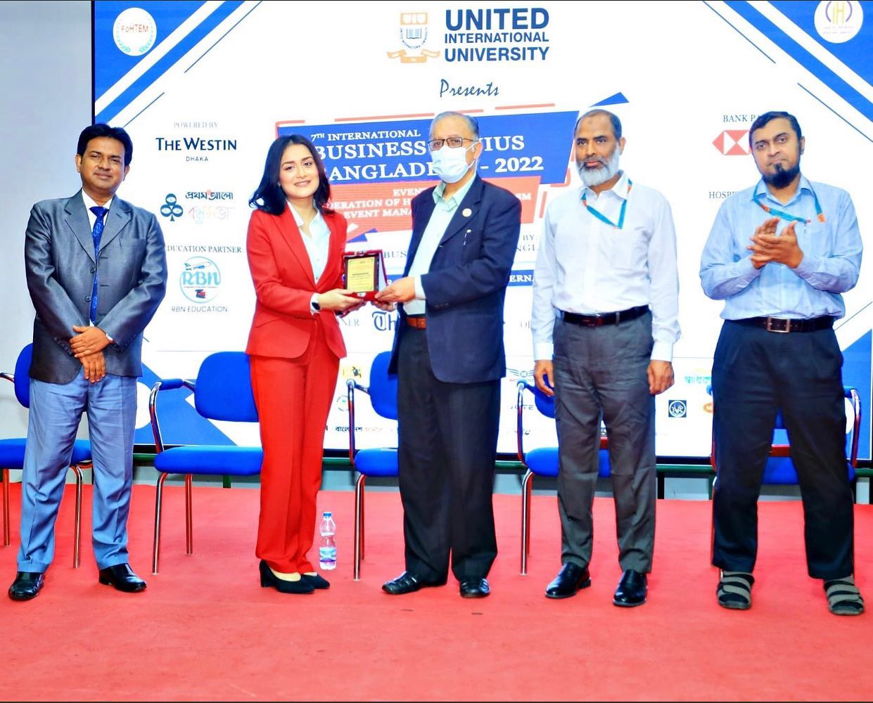 Sallha Khanam Nadia honoured with National Youth Icon of Bangladesh Award 2022