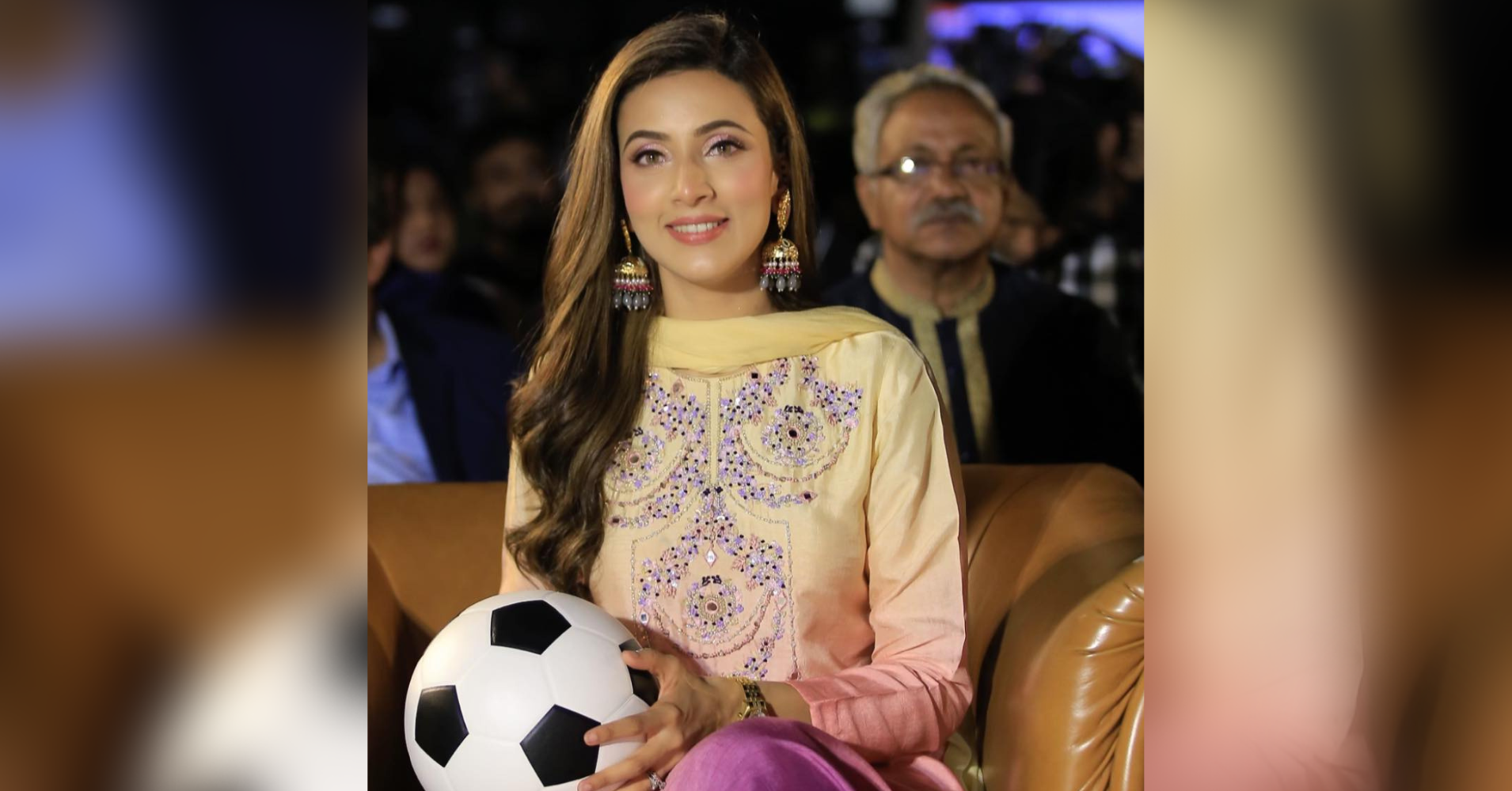 My mother and I support Brazil: Mim