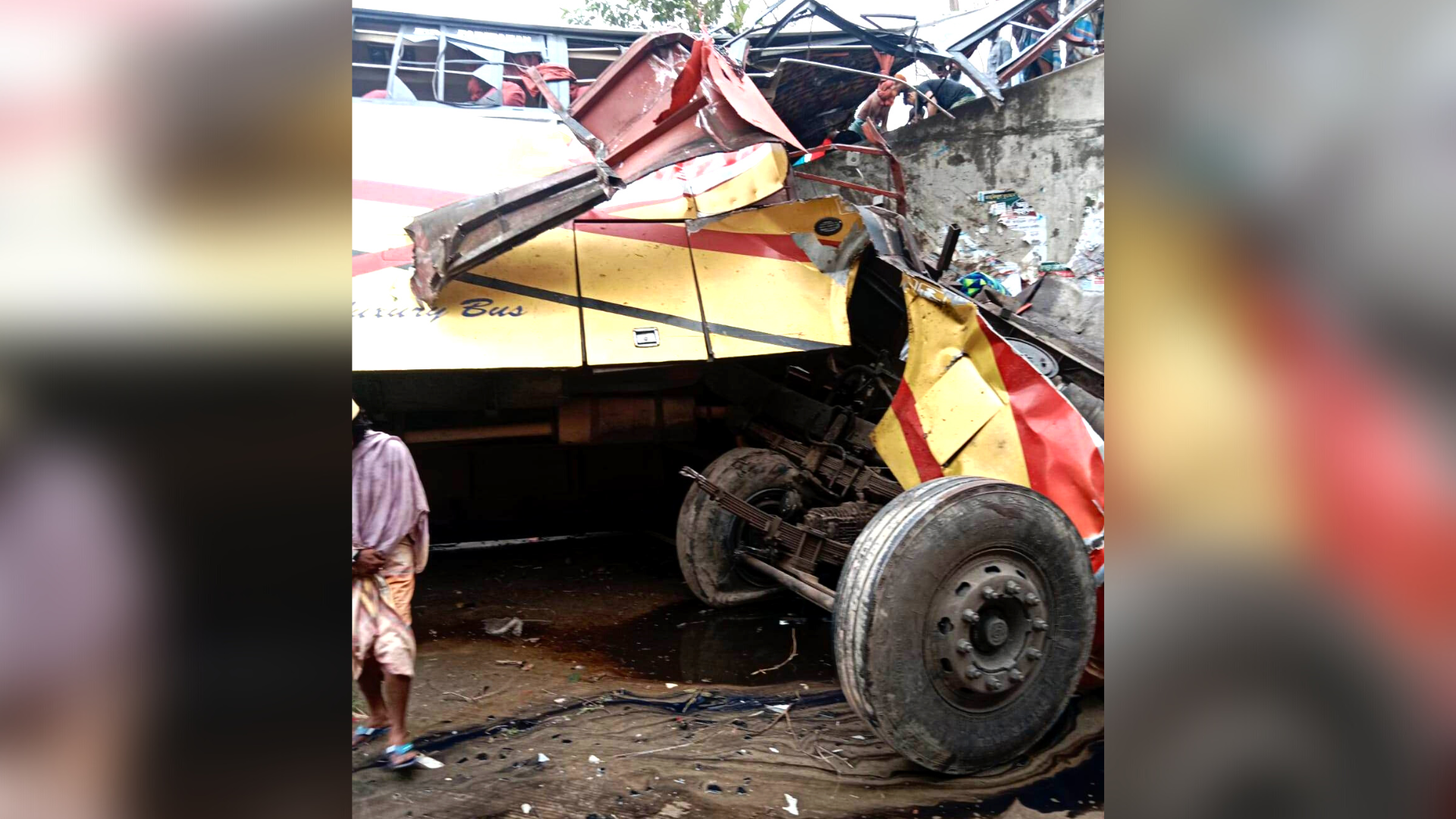 Committee formed to probe Madaripur bus crash