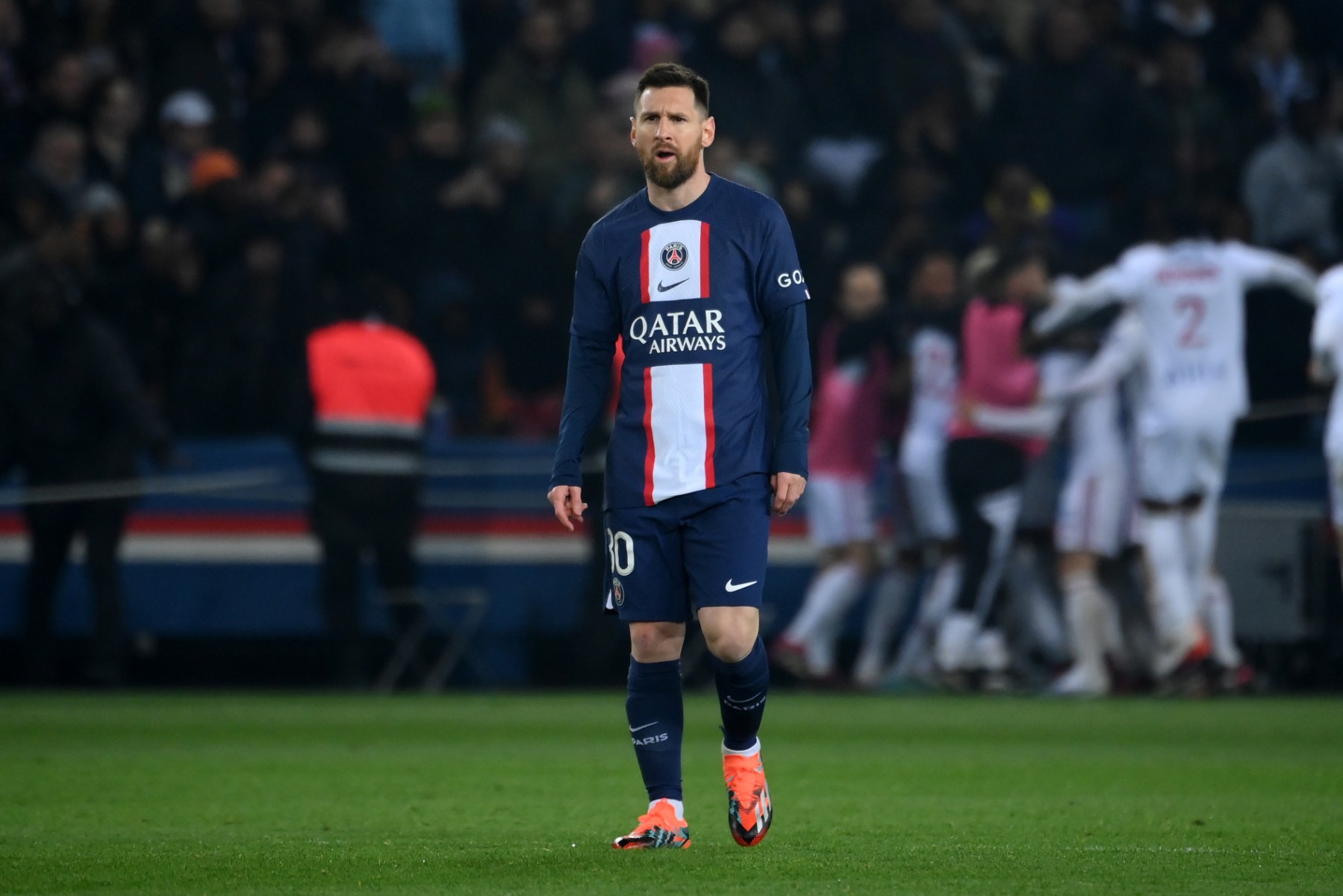 Messi jeered as PSG suffer another home defeat