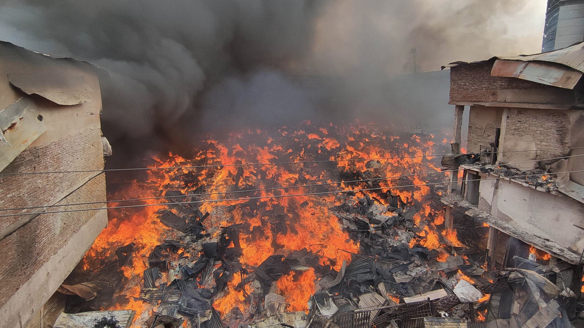 Police probing whether traders' conflict was behind Bangabazar fire