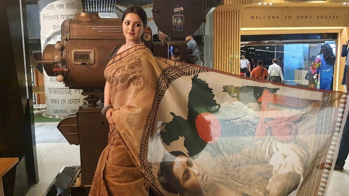 Pori Moni enjoys premiere of ‘Maa’ with Rajya&nbsp;