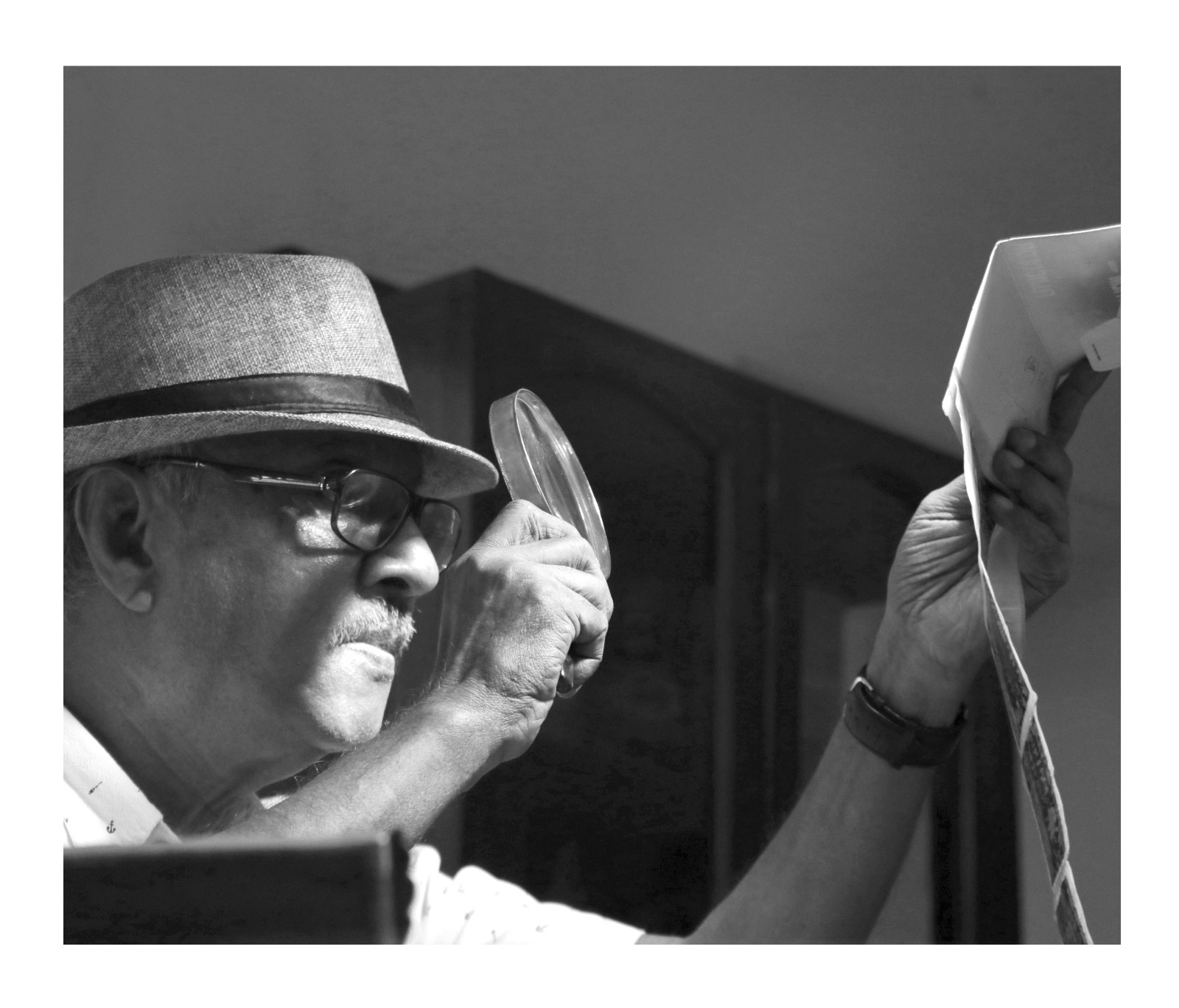 Snapshots of history—Golam Mustafa meets Manzoor Alam Beg