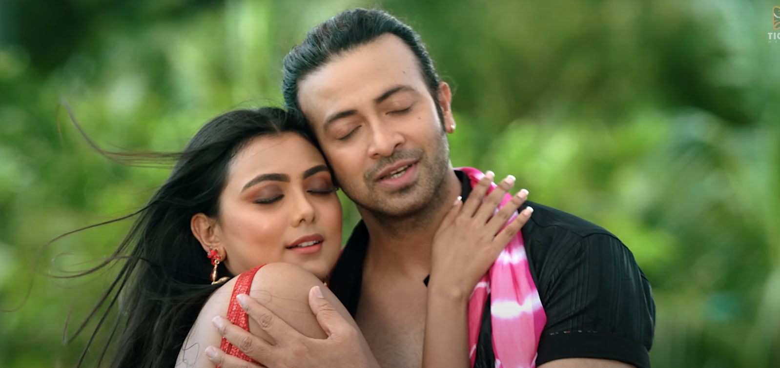 Glad to be Bangladesh's 'Priyotoma': Idhika Paul