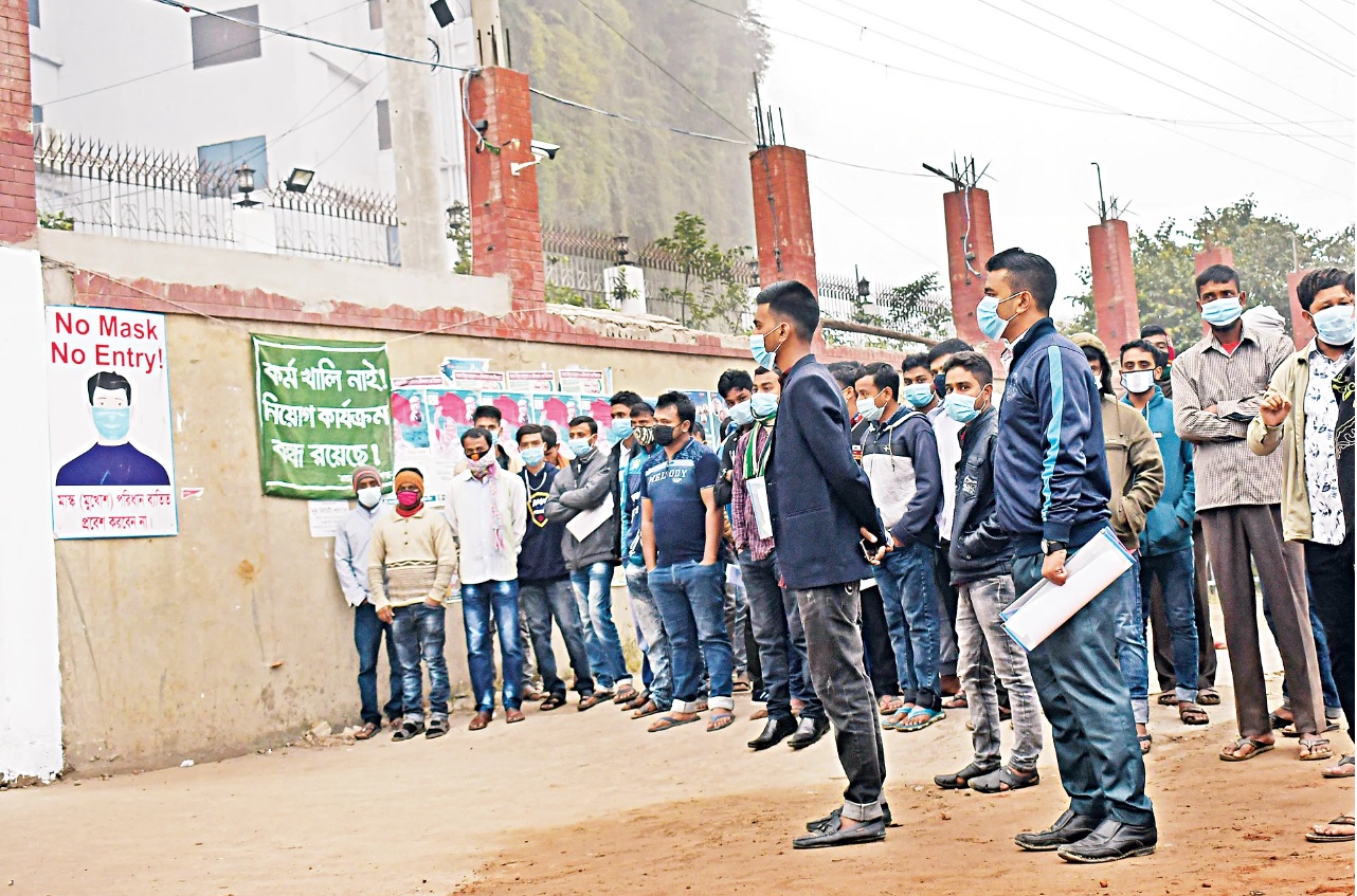 Unemployment among men increases