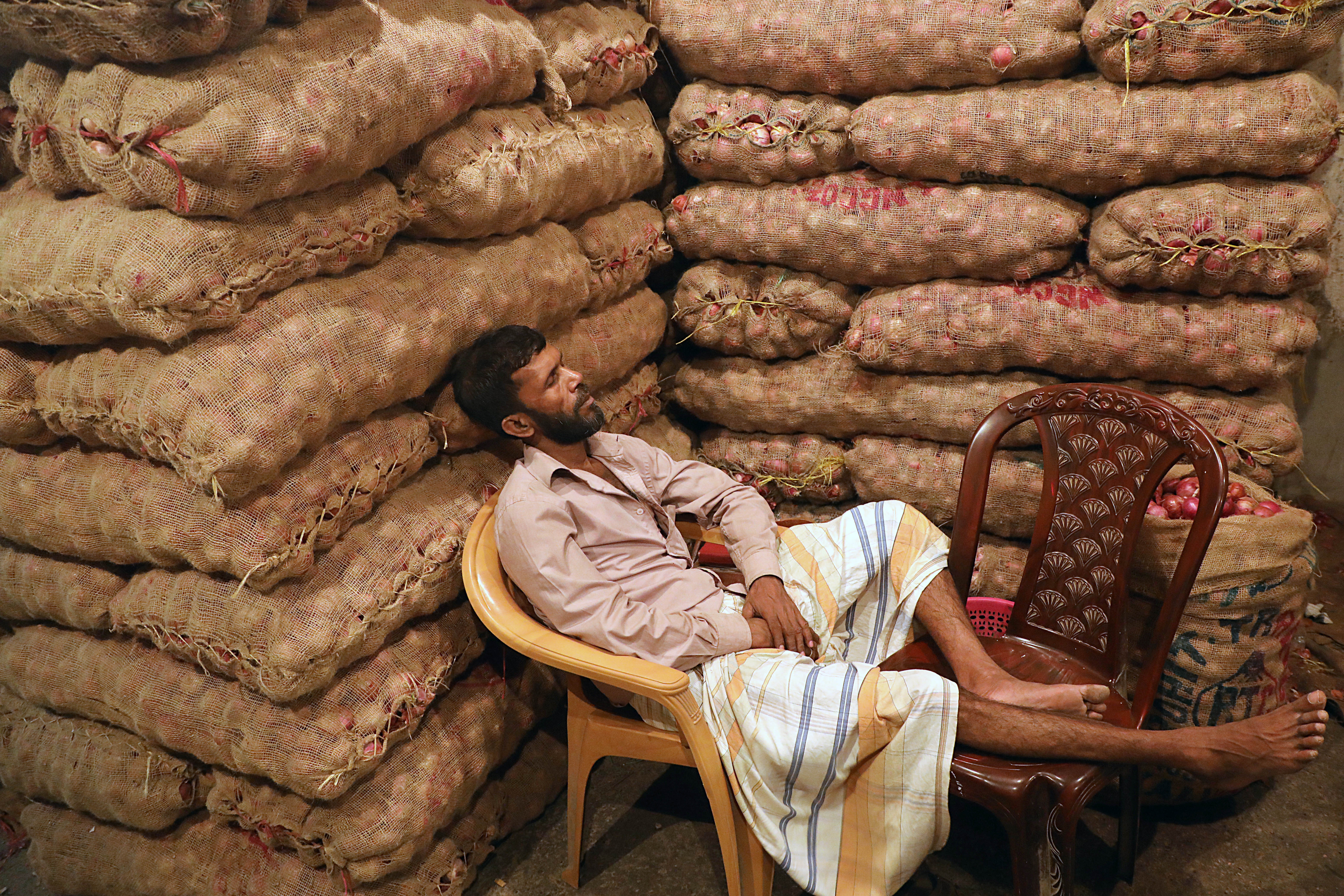 A people sidelined by its politicians