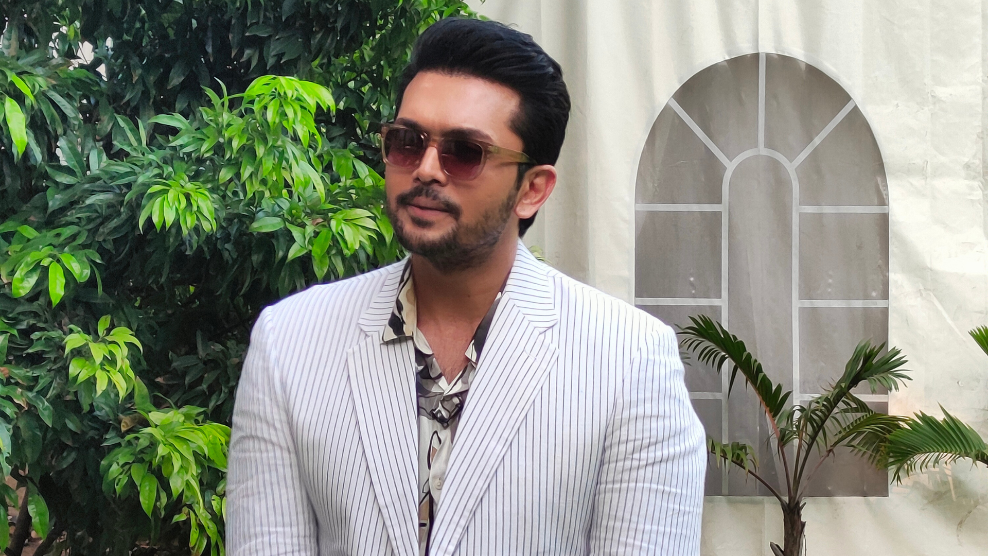 Arifin Shuvoo gives it his all in ‘Mujib’