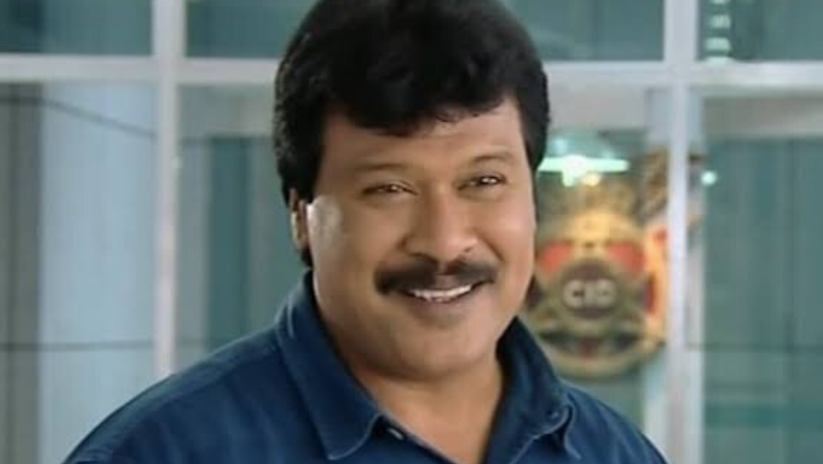 ‘CID’ inspector Fredericks suffers heart attack, put on ventilator