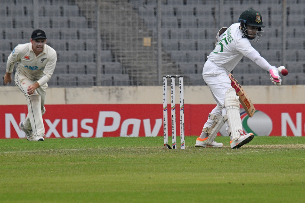 Mushfiqur out for obstructing the field