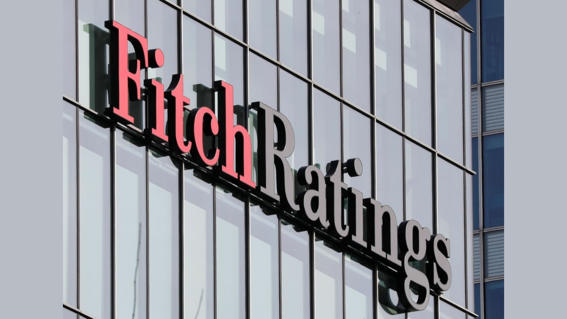 Fitch downgrades Bangladesh’s rating to “B+”, outlook&nbsp;stable