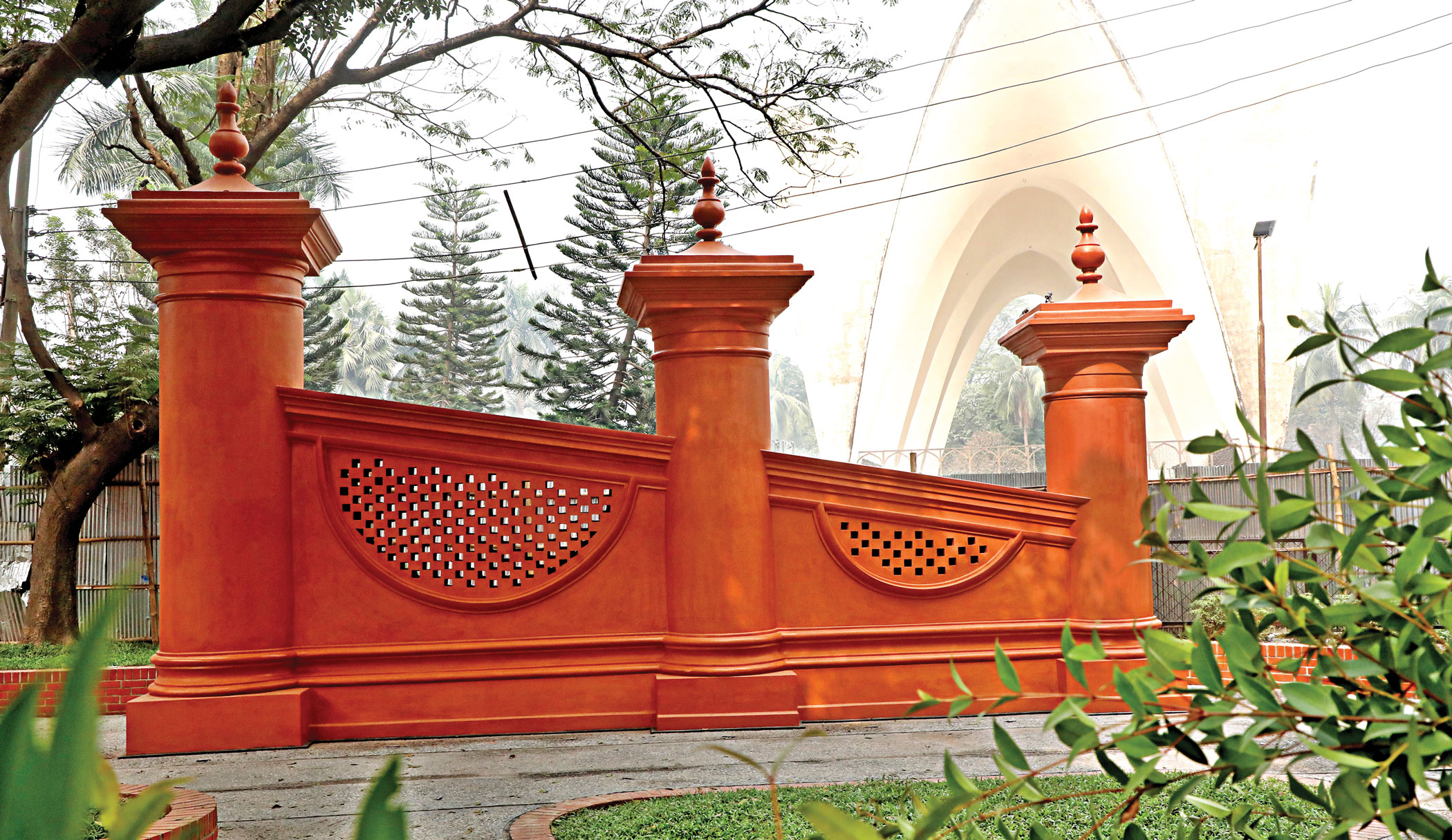 Dhaka Gate the city’s new splendour