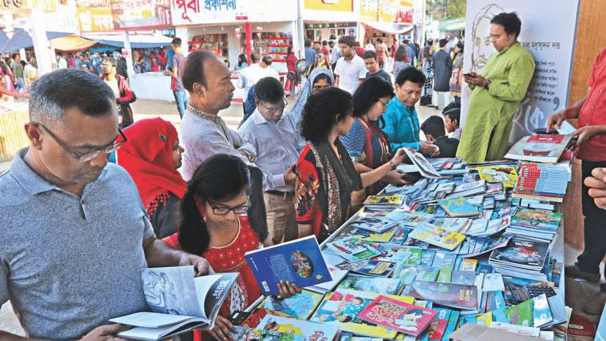Turning the pages of Ekushey Boi Mela