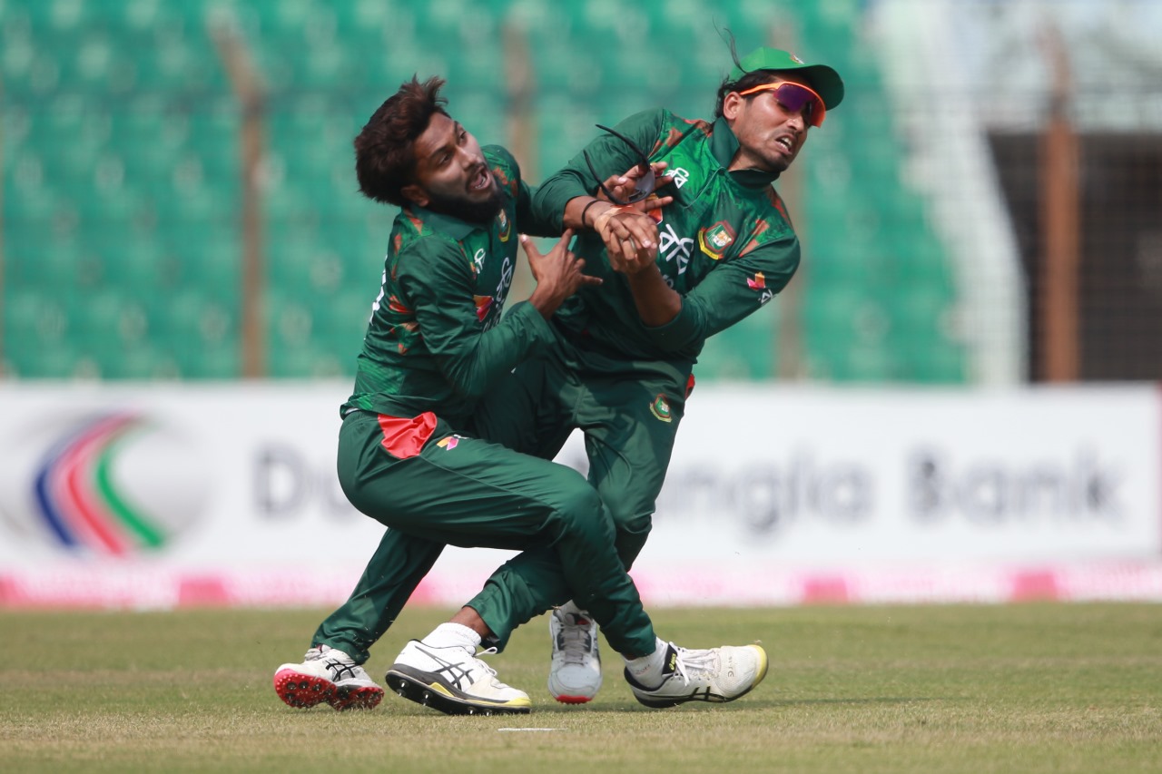 Stretchers, a collision and a concussion sub