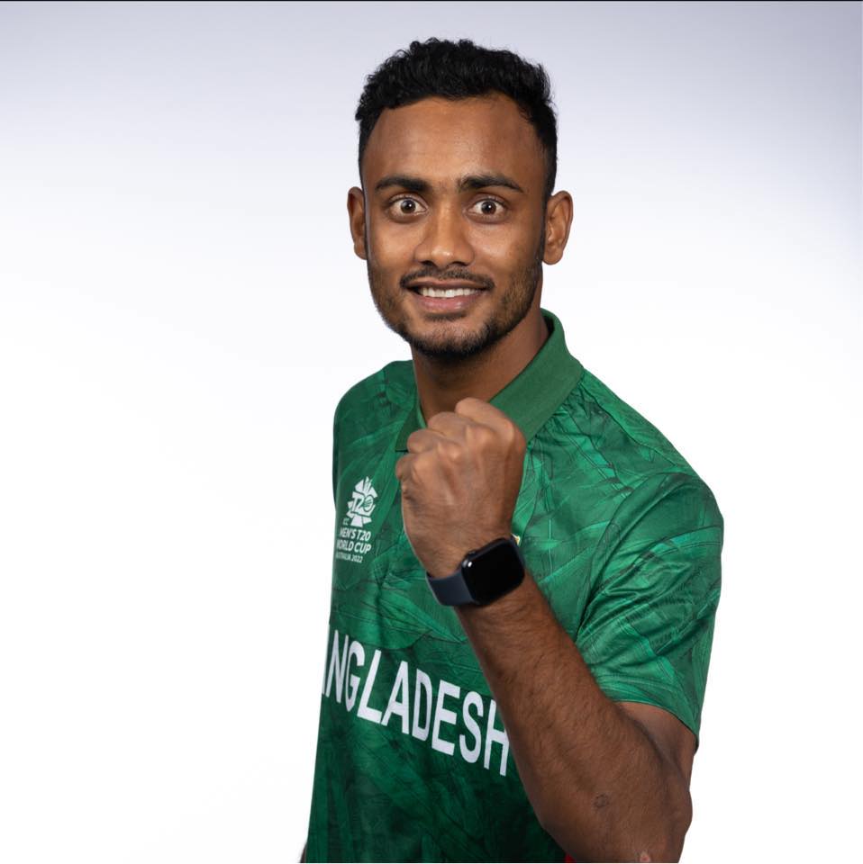 Shoriful is like a goldfish sometimes: Hathurusingha