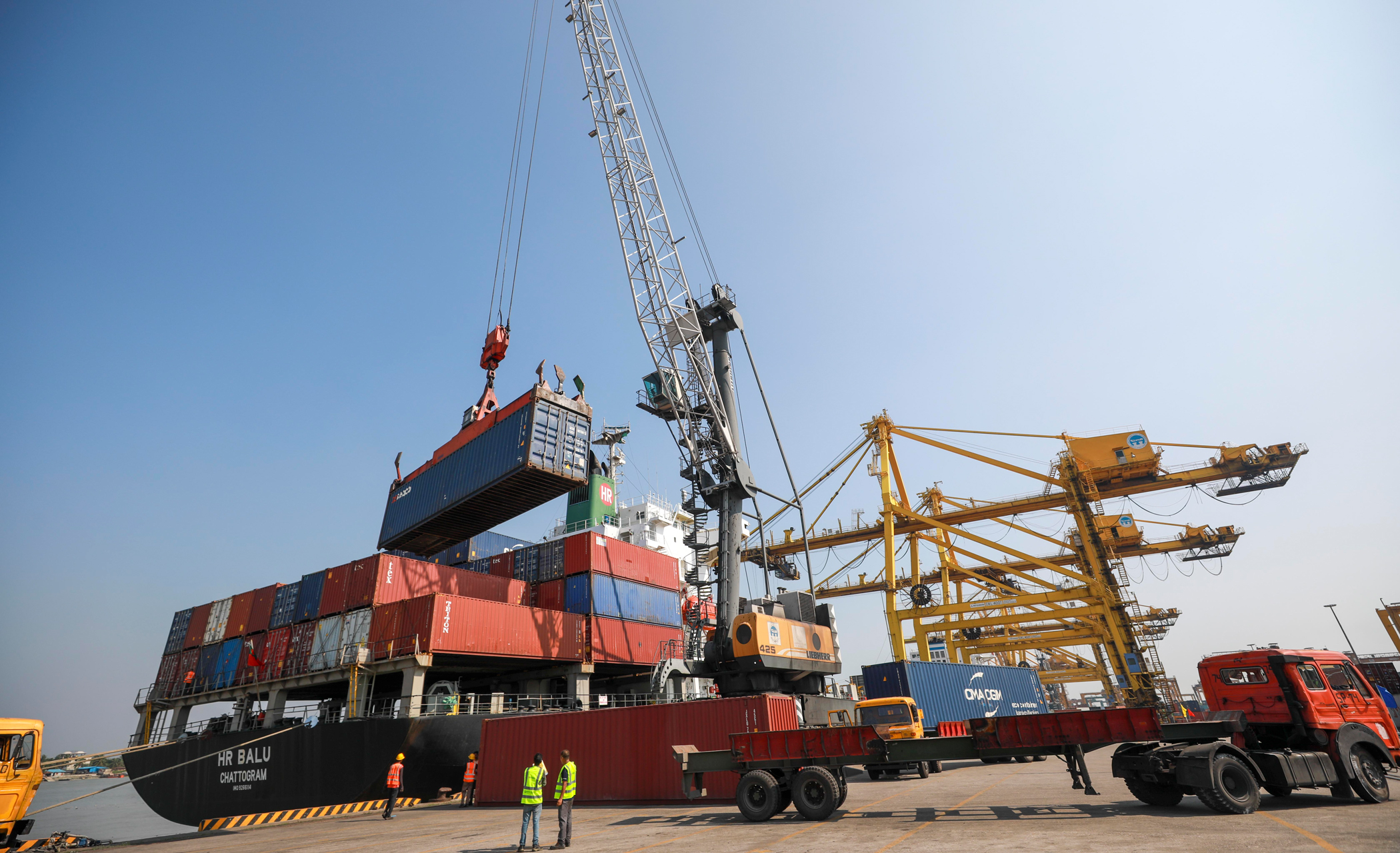 Cargo transport between ICDs, Chattogram port slows