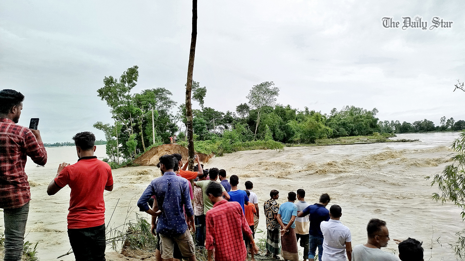 3 dead, 2 missing in flash floods; almost 3.6 million marooned  