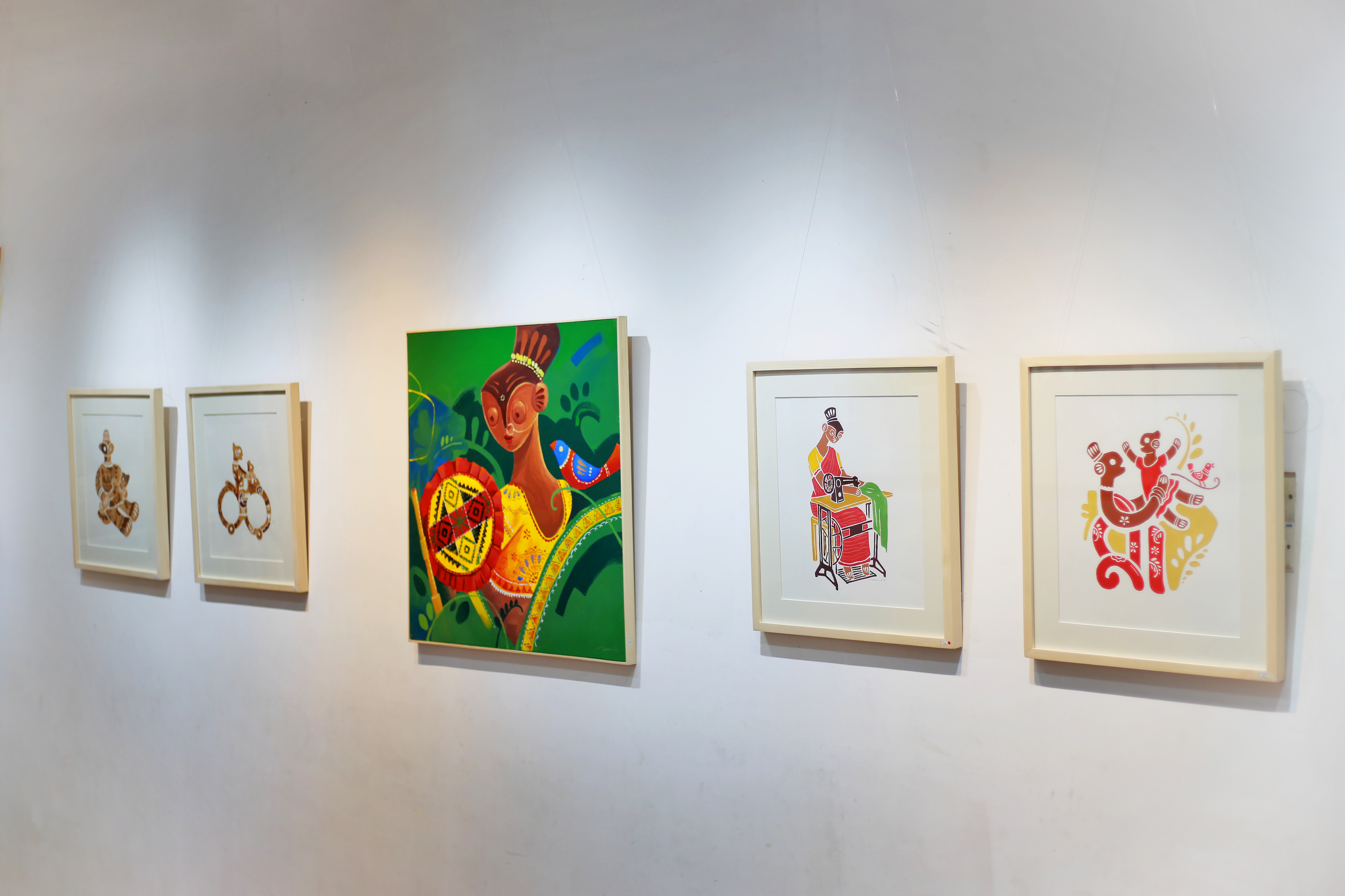 ‘Matir Manush’: Rasel Rana brings Bengal’s iconic tepa dolls to canvas