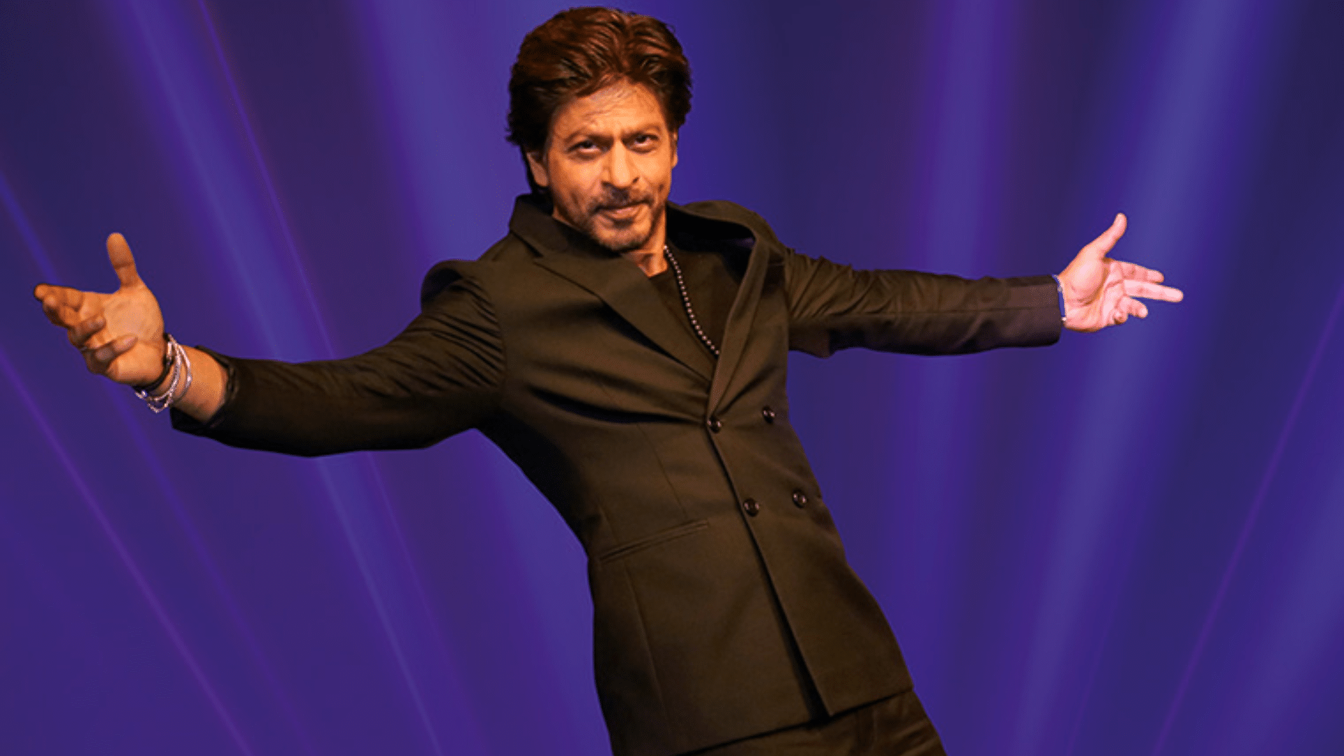 Shah Rukh Khan hosts special fan event for 59th birthday