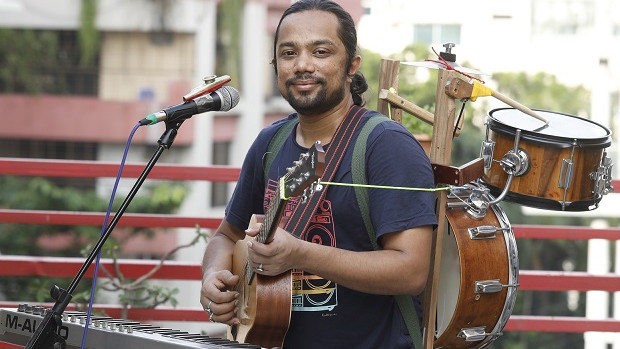 Emon’s ‘Bengal Symphony’ debuts with ‘Phul Neya Bhalo Noy’